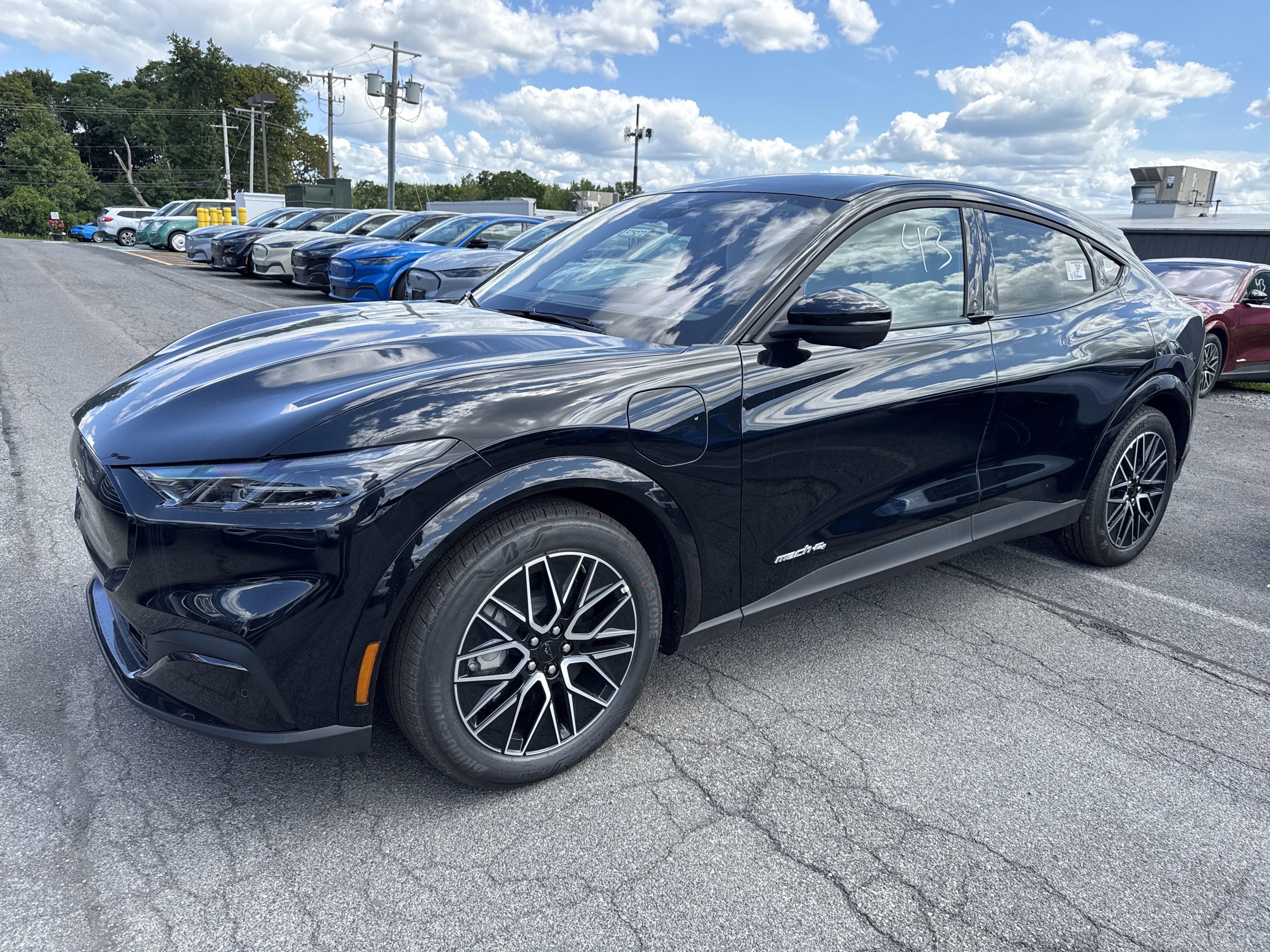 2025 Ford Mustang Mach-E Premium