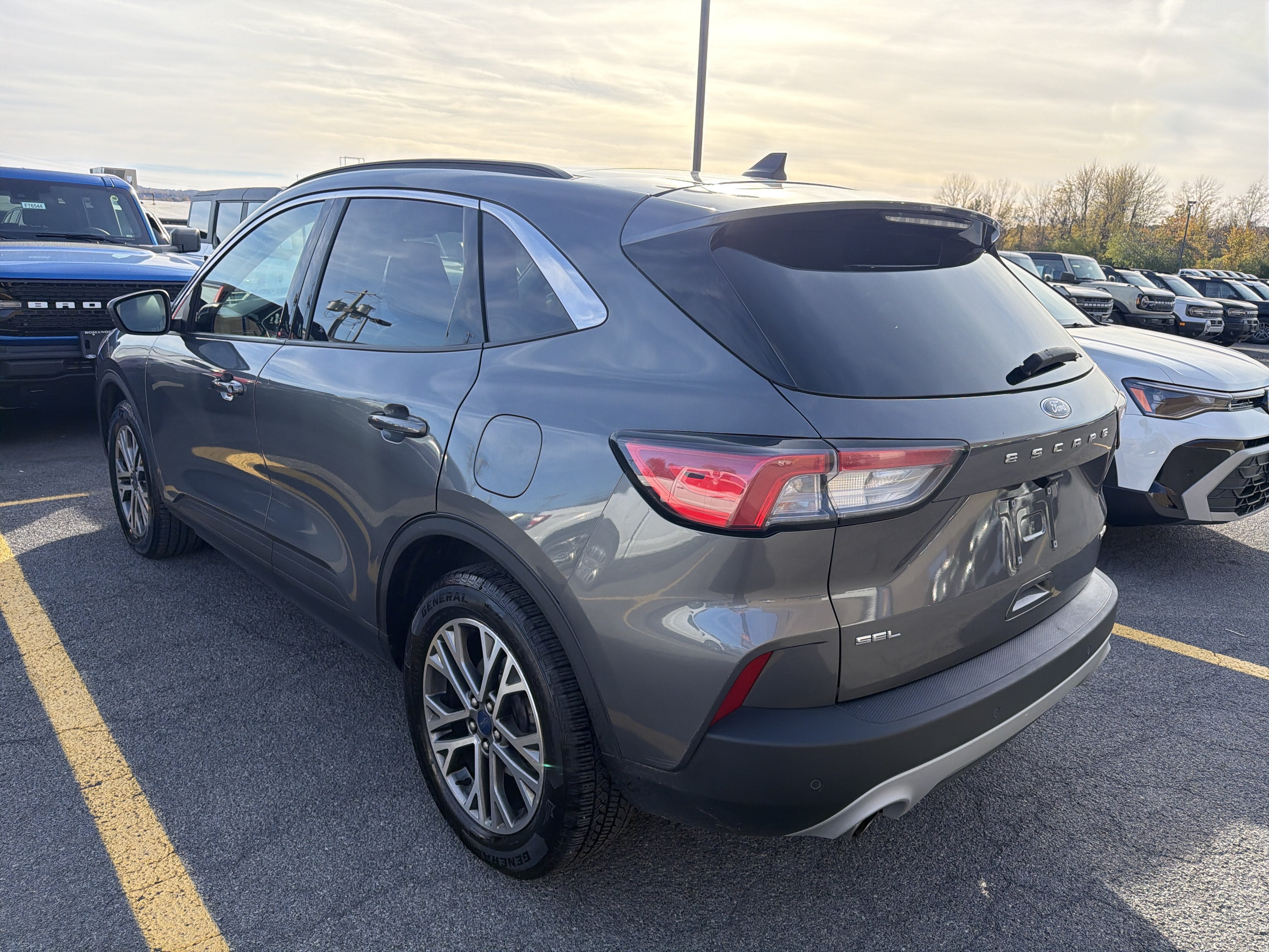 2022 Ford Escape SEL