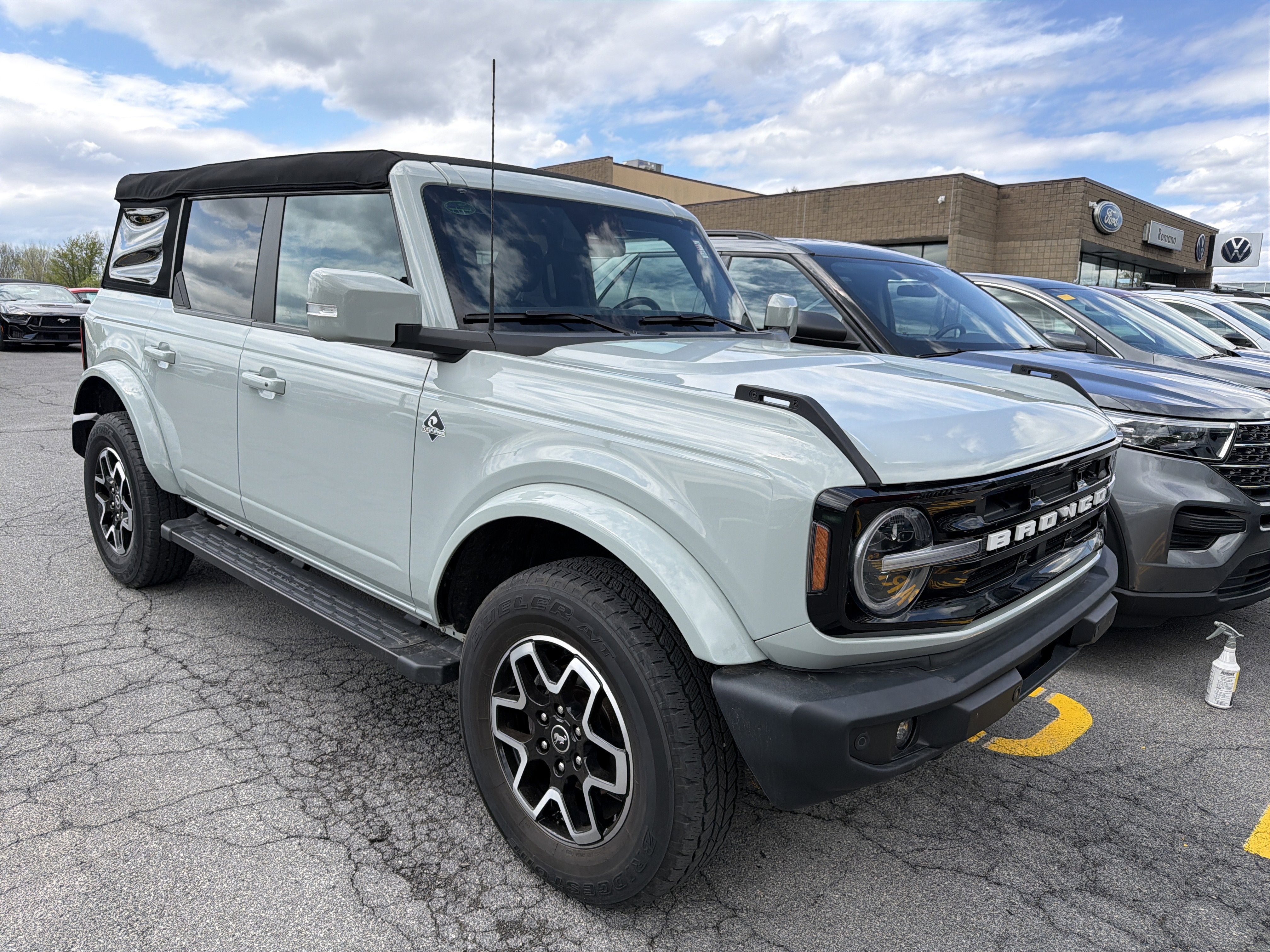 2023 Ford Bronco Outer Banks