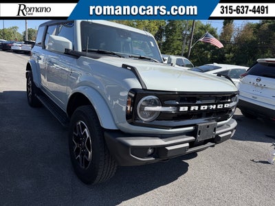 2024 Ford Bronco Outer Banks