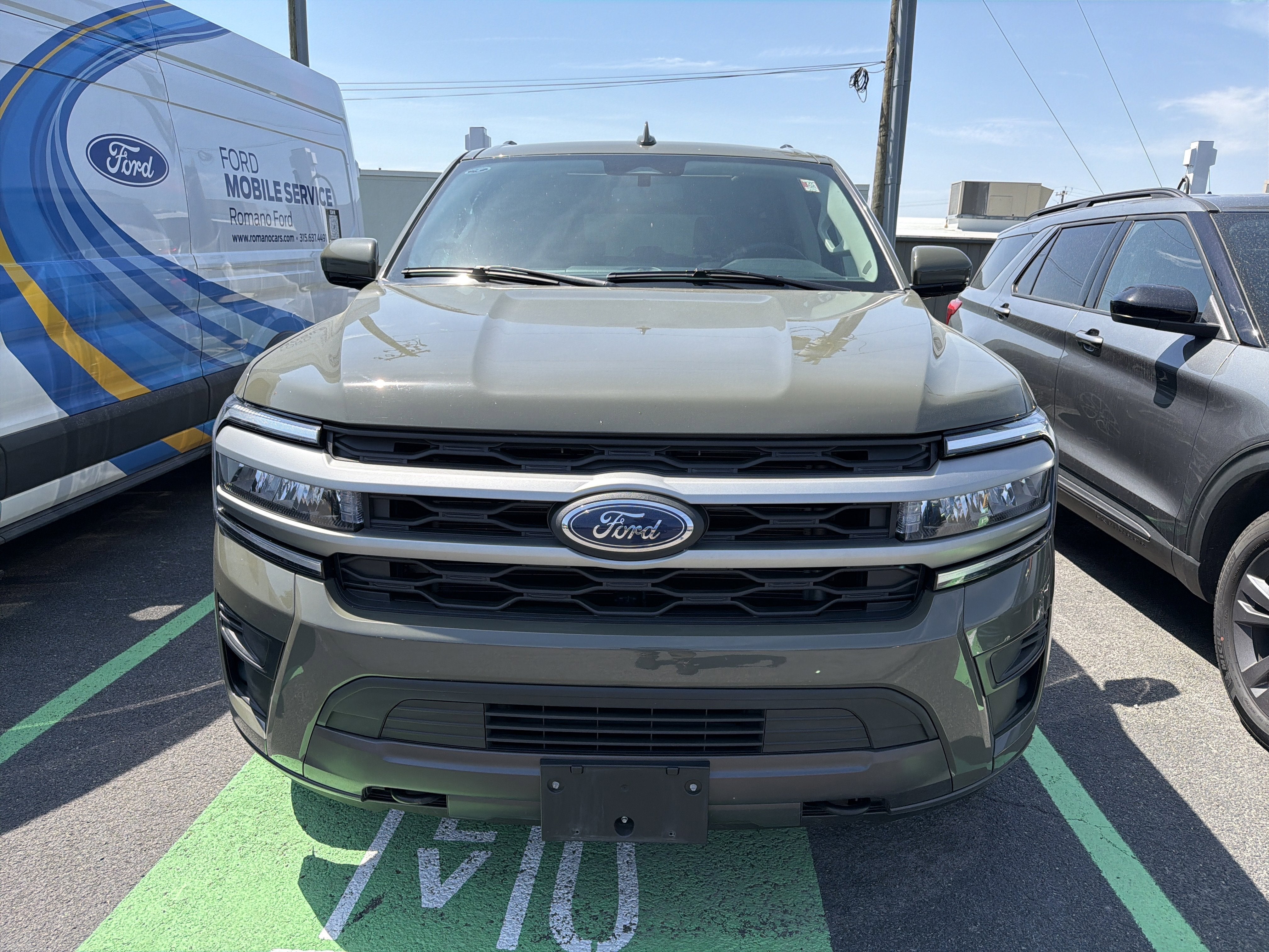 2024 Ford Expedition Max XLT