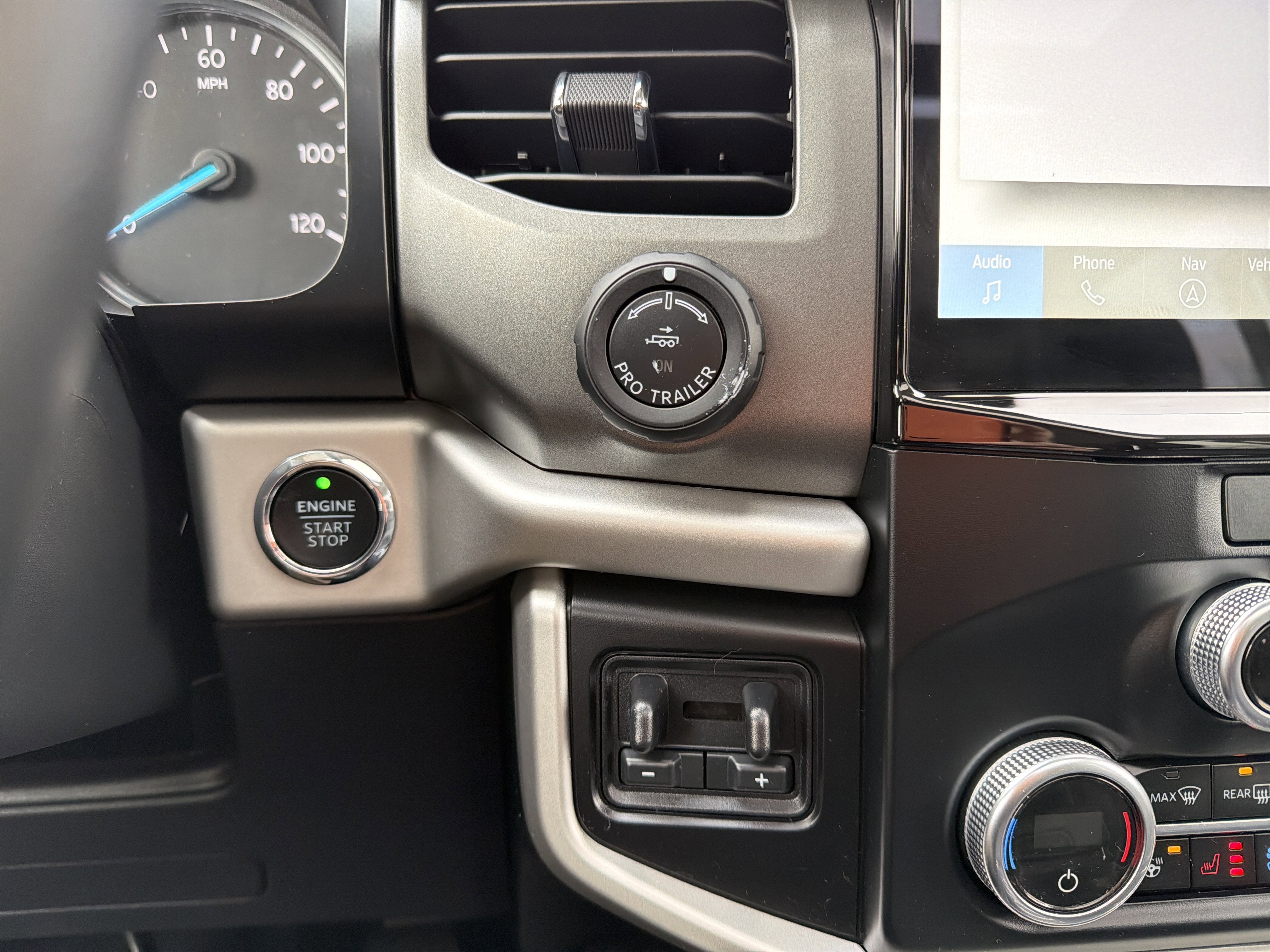 2023 Ford Expedition Max XLT