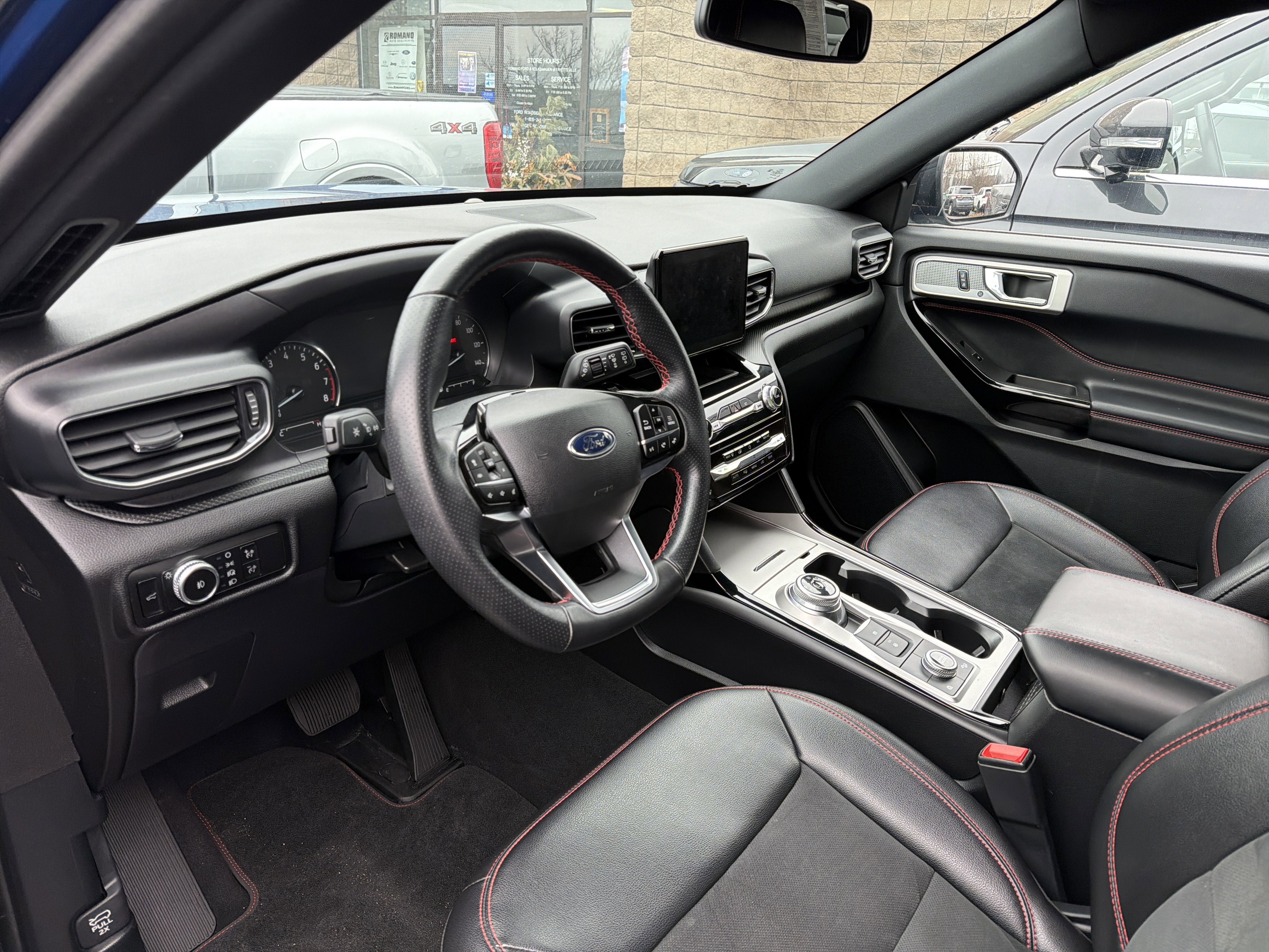 2023 Ford Explorer ST-Line