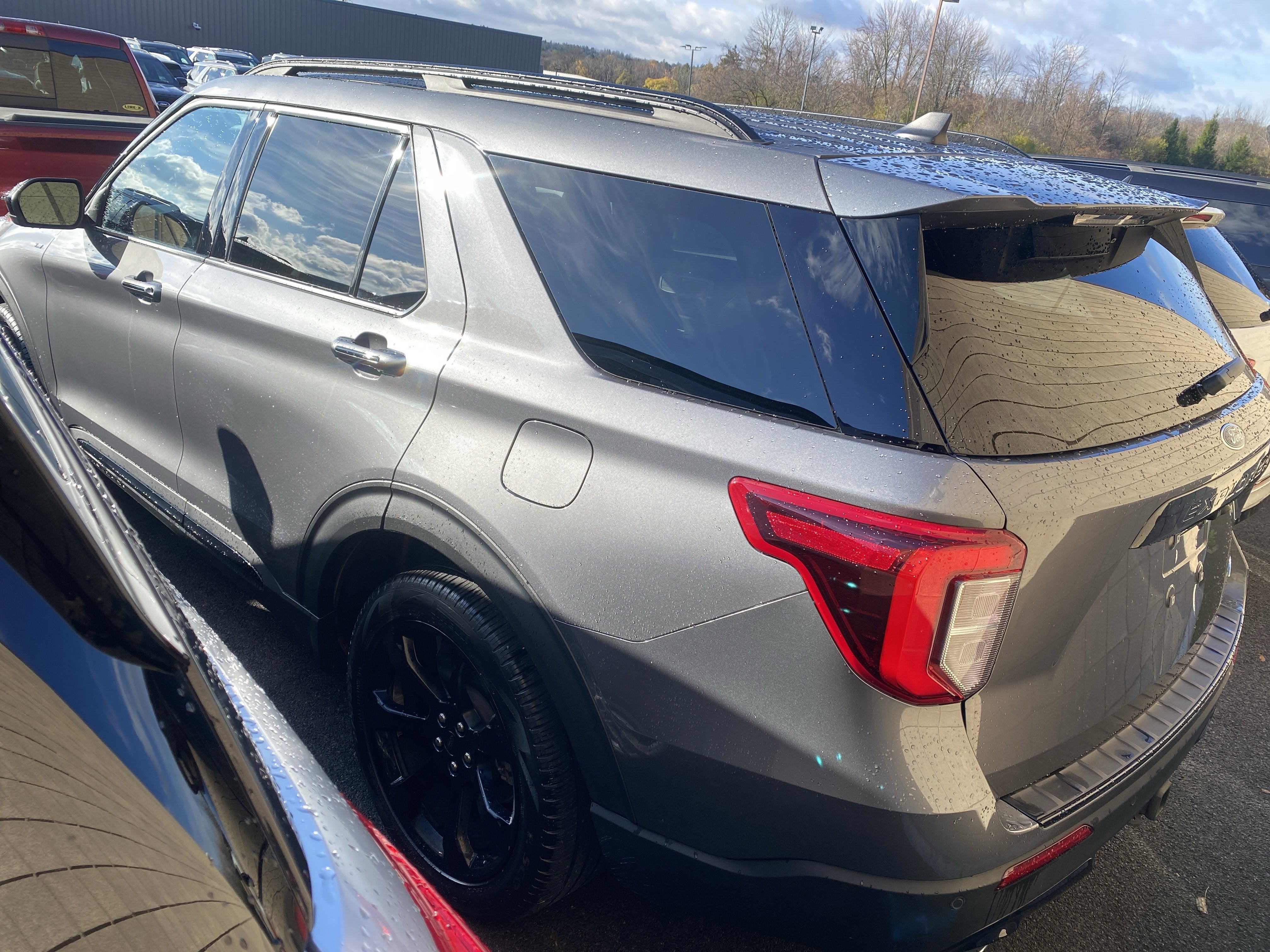 2023 Ford Explorer ST-Line