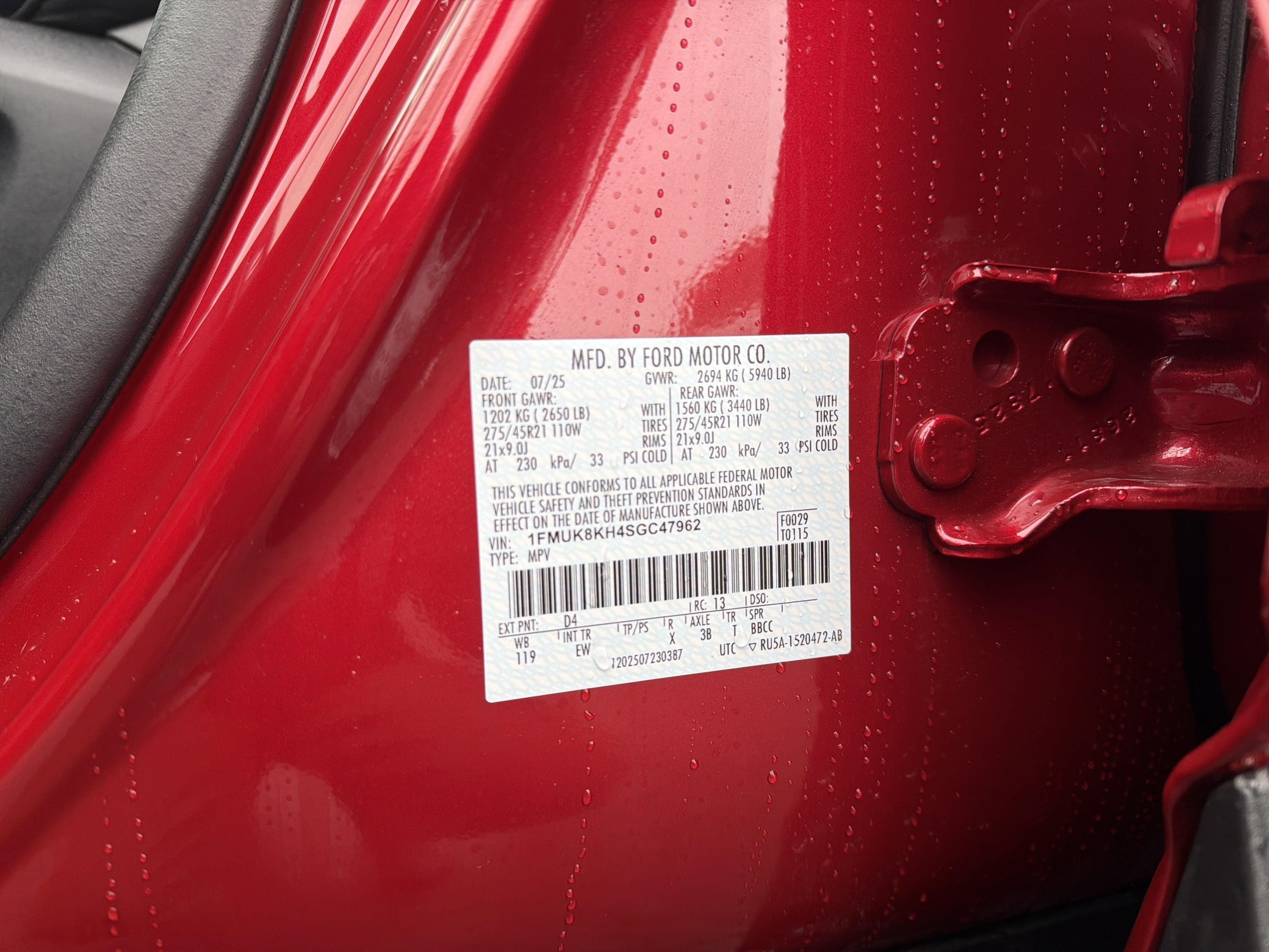 2025 Ford Explorer ST-Line