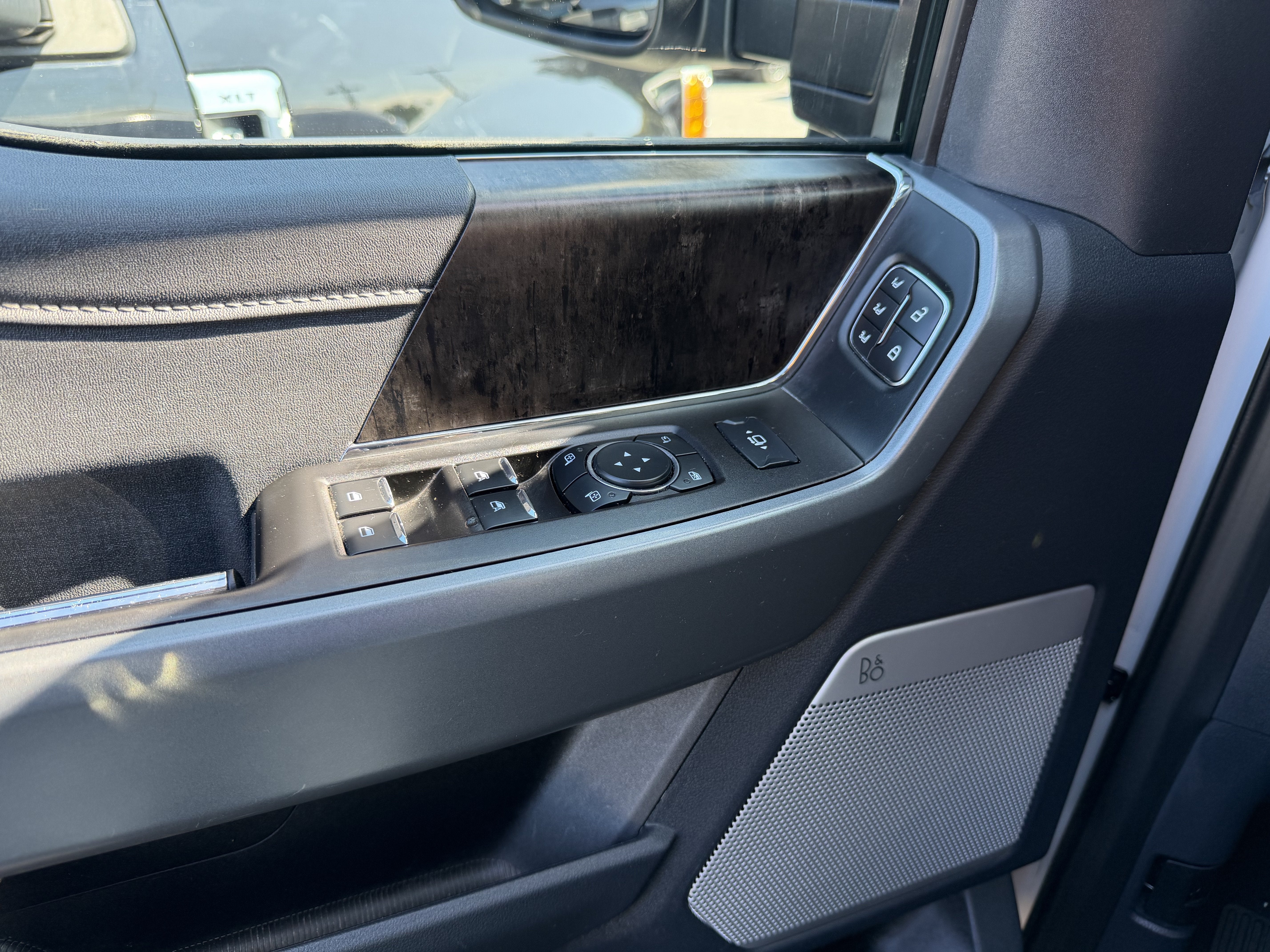 2024 Ford Super Duty F-250 SRW LARIAT