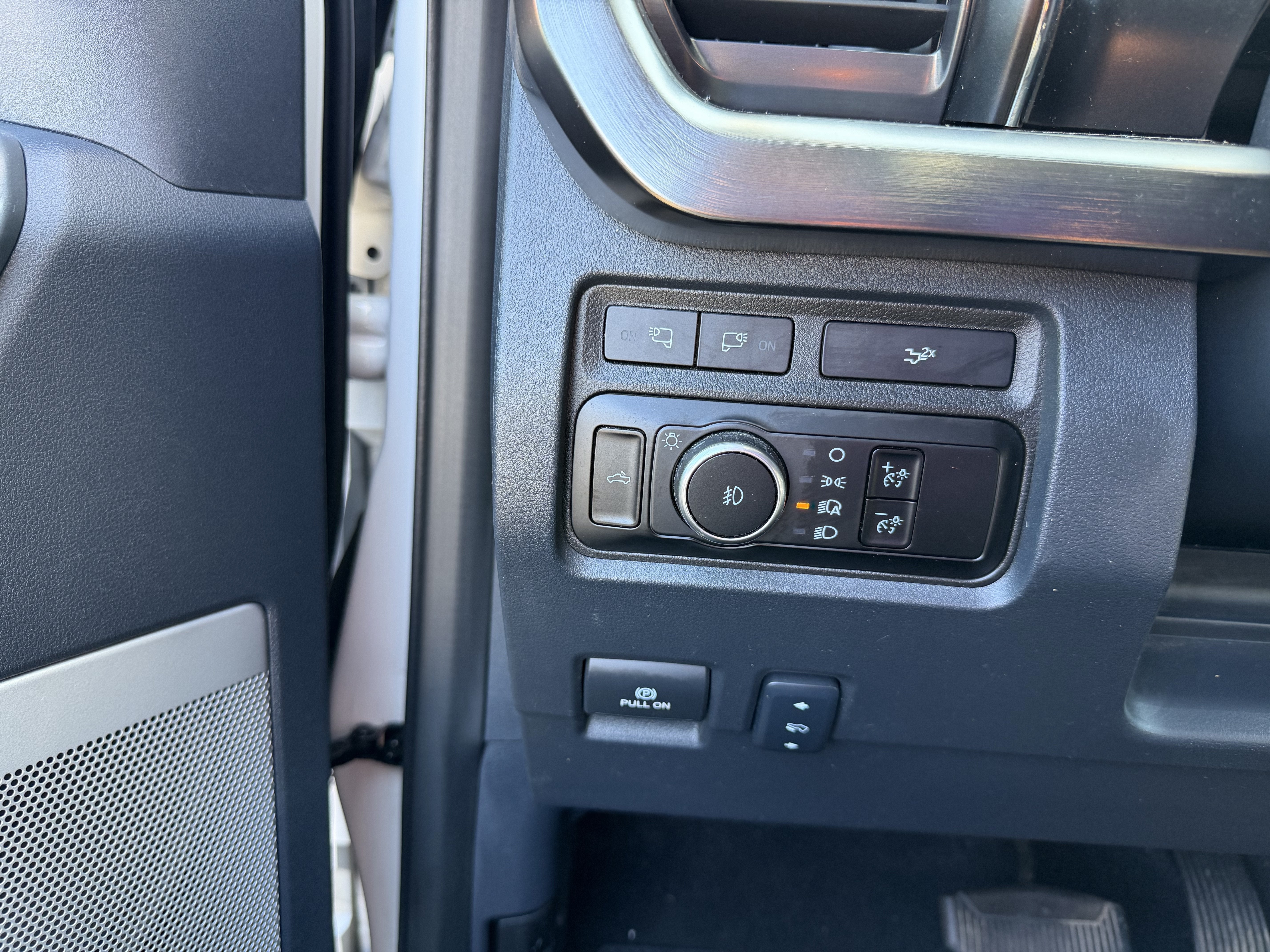 2024 Ford Super Duty F-250 SRW LARIAT