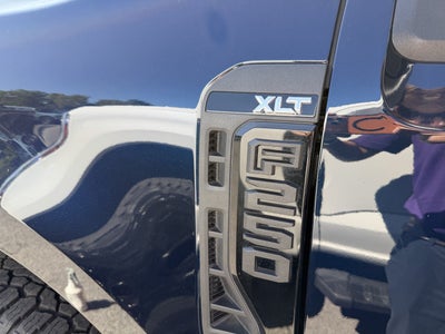 2023 Ford Super Duty F-250 SRW XLT