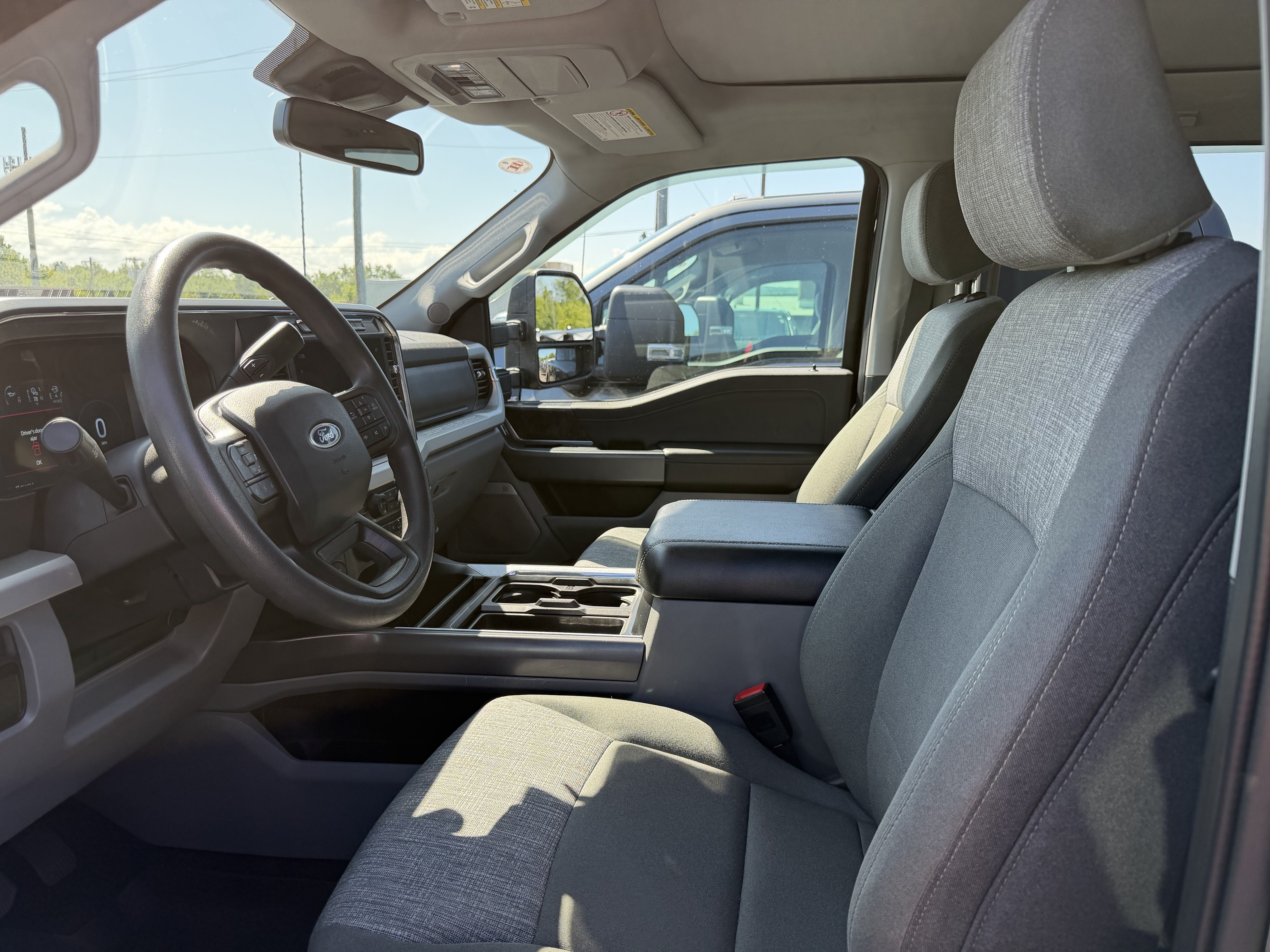 2023 Ford Super Duty F-250 SRW XLT