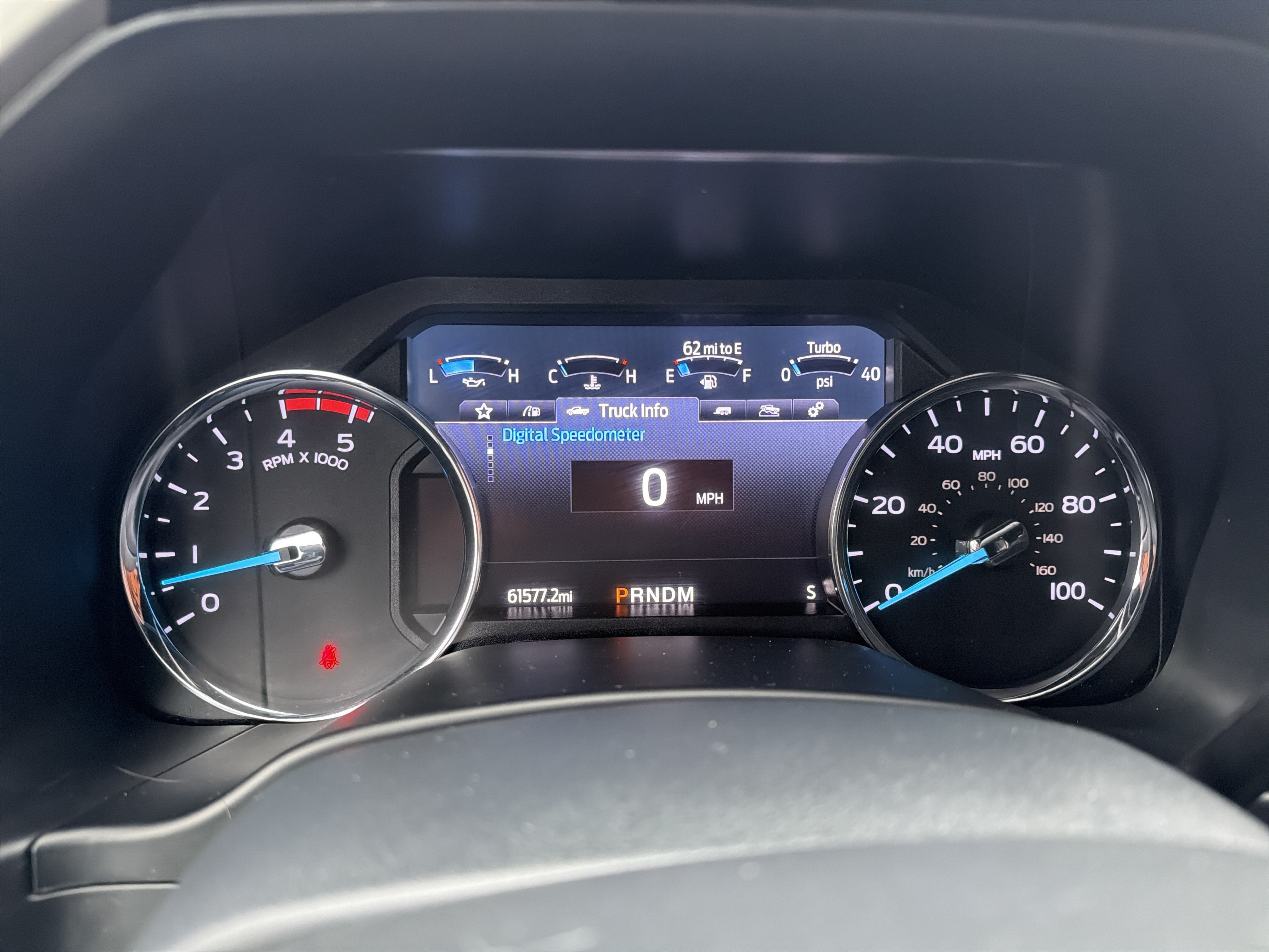 2022 Ford Super Duty F-350 SRW LARIAT