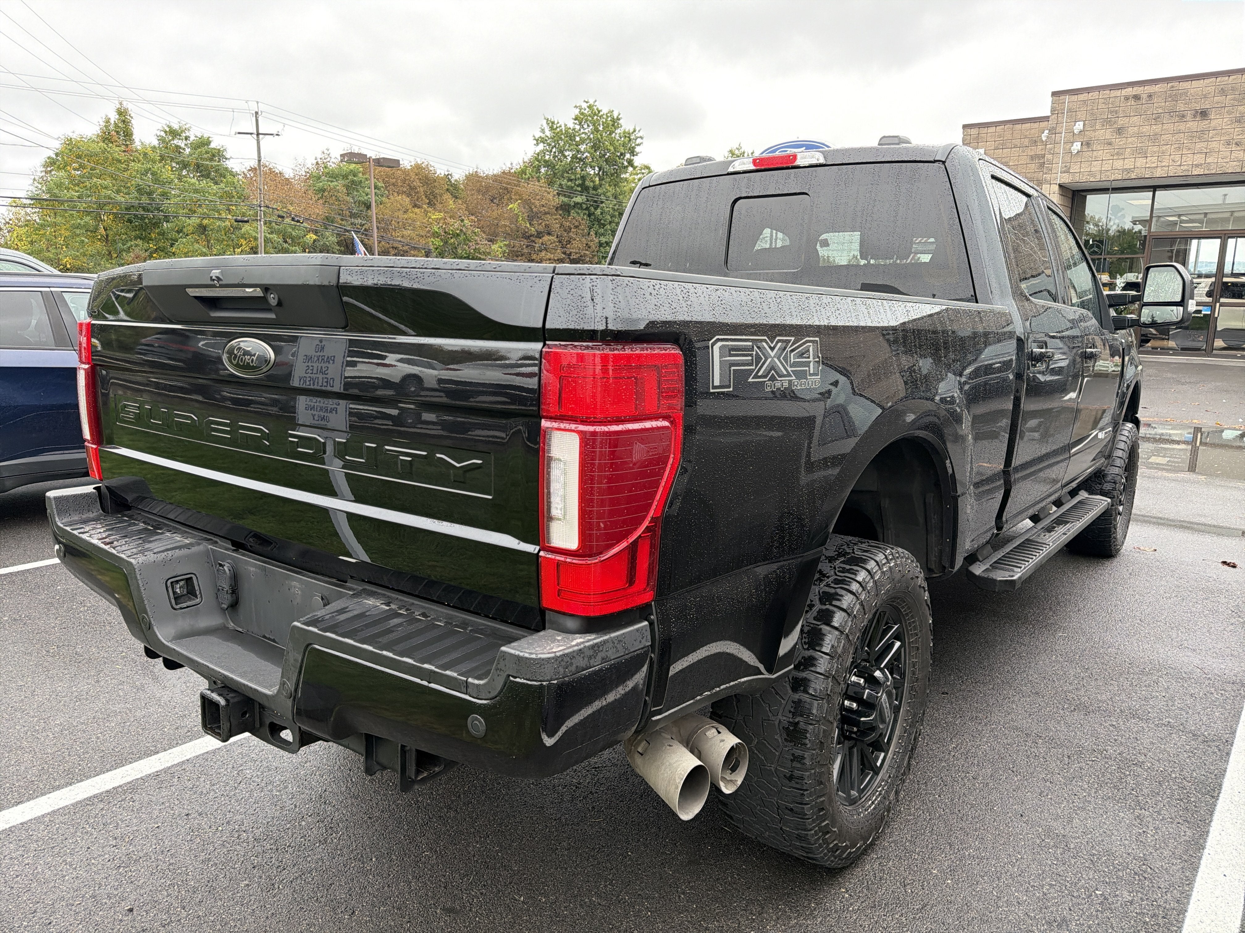 2022 Ford Super Duty F-350 SRW LARIAT