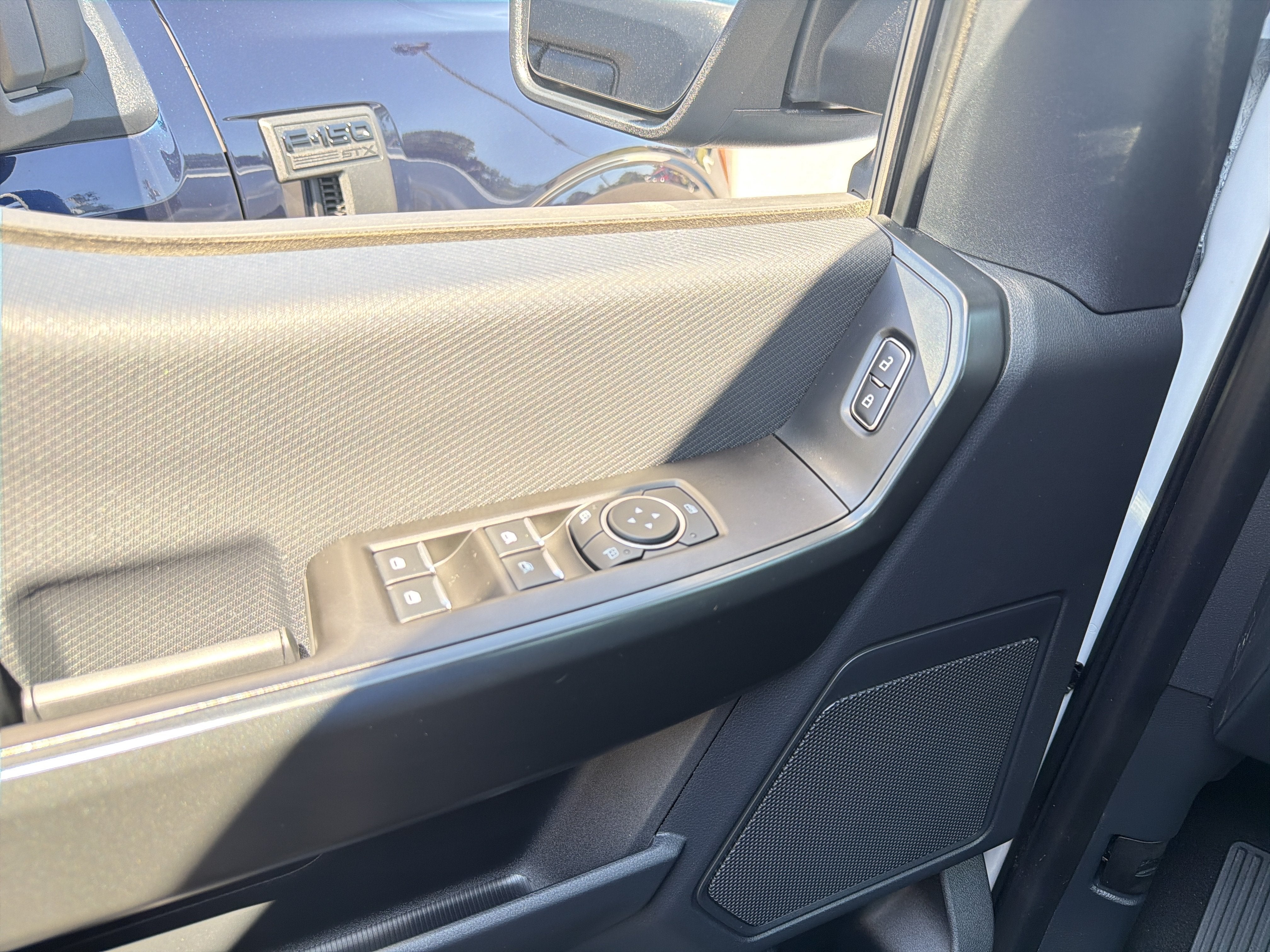2023 Ford F-150 STX