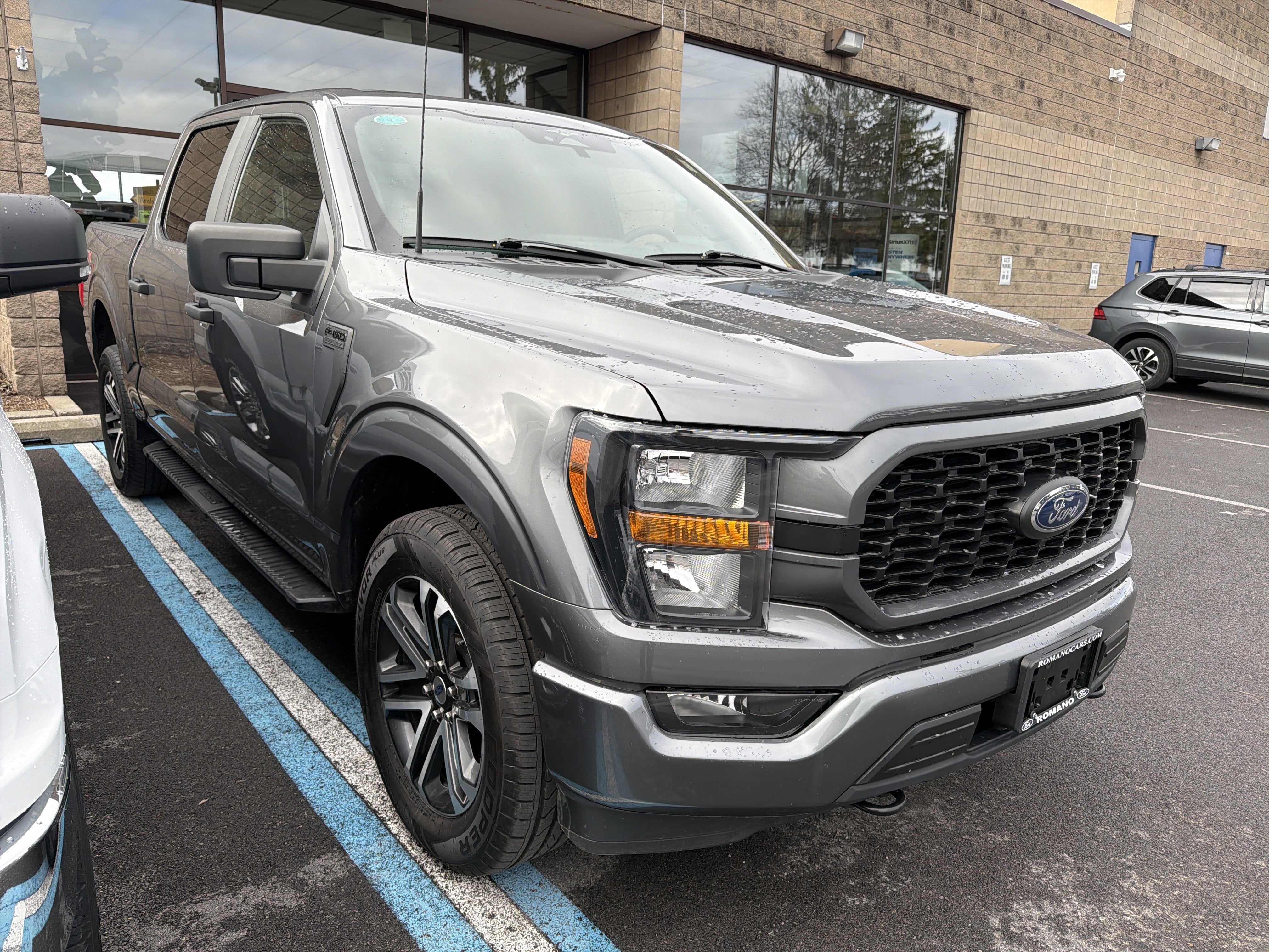 2023 Ford F-150 STX