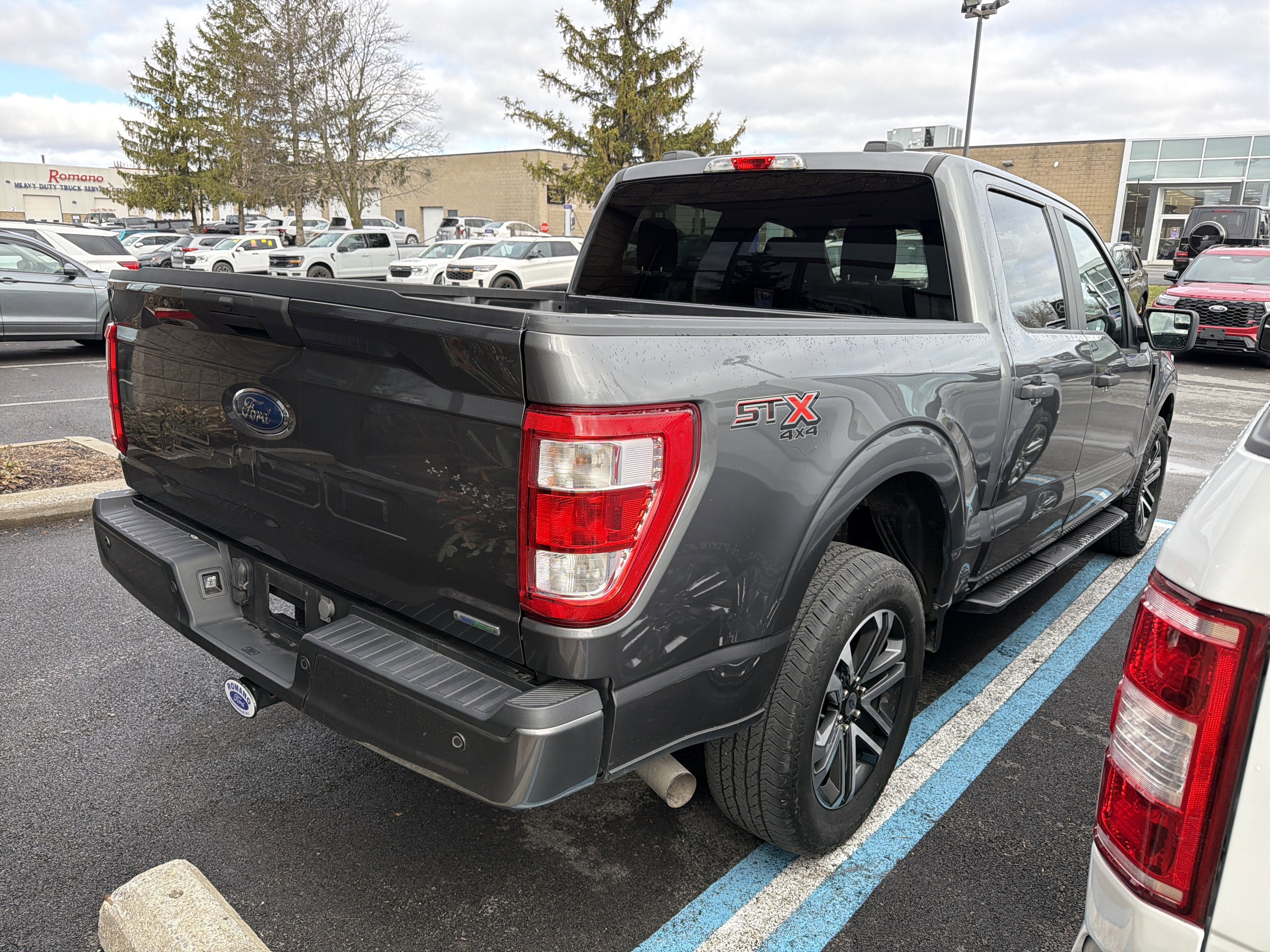 2023 Ford F-150 STX