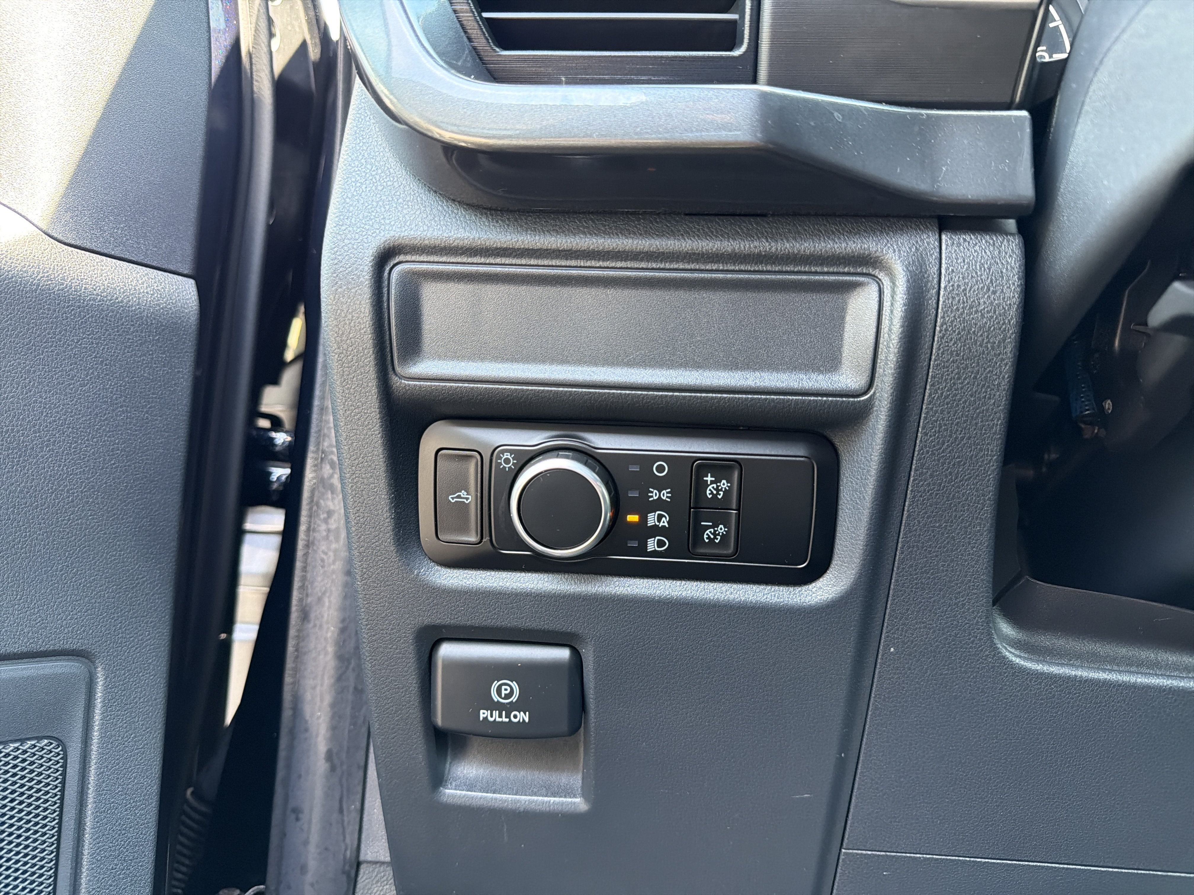 2023 Ford F-150 STX