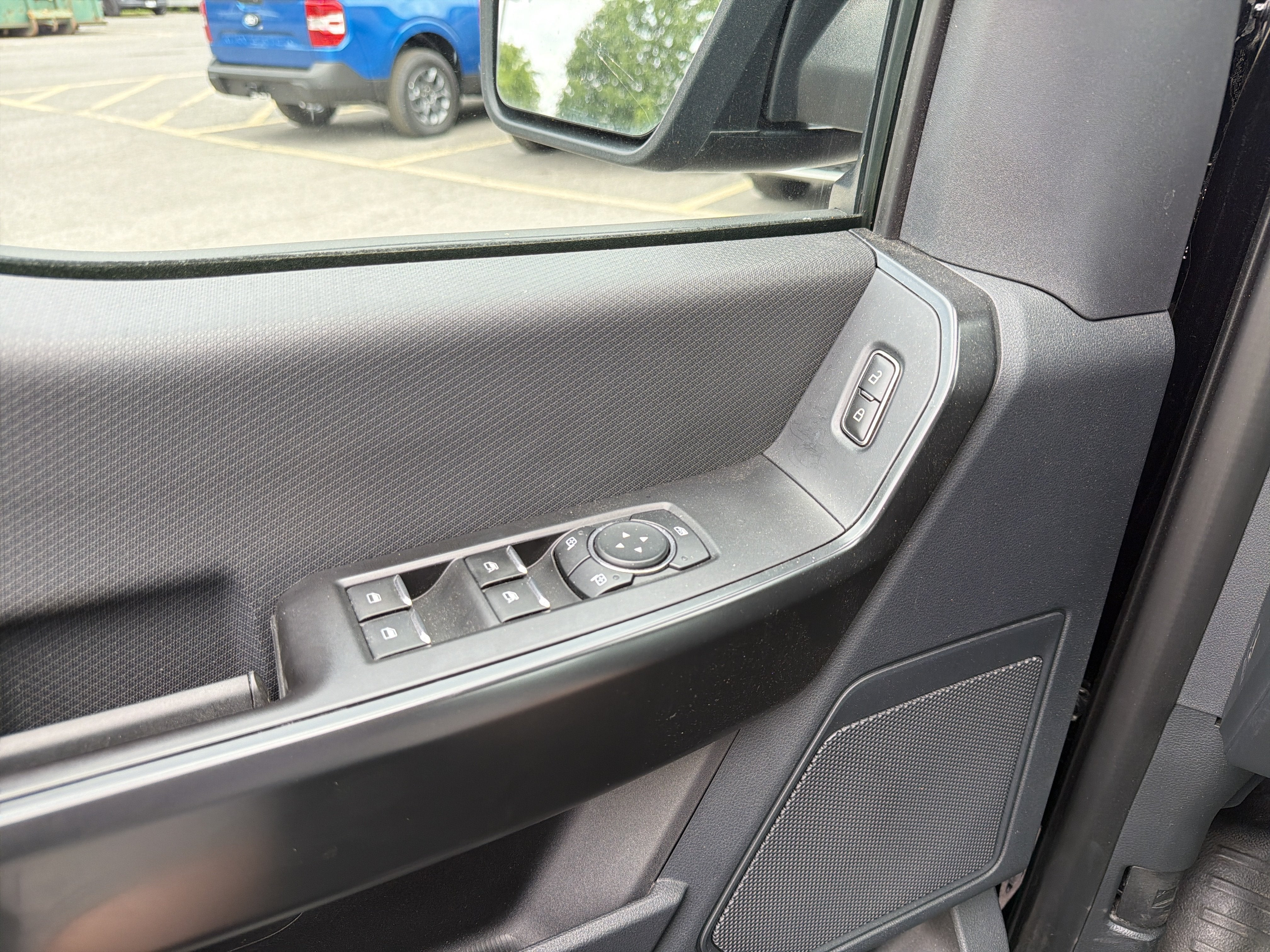 2023 Ford F-150 Base