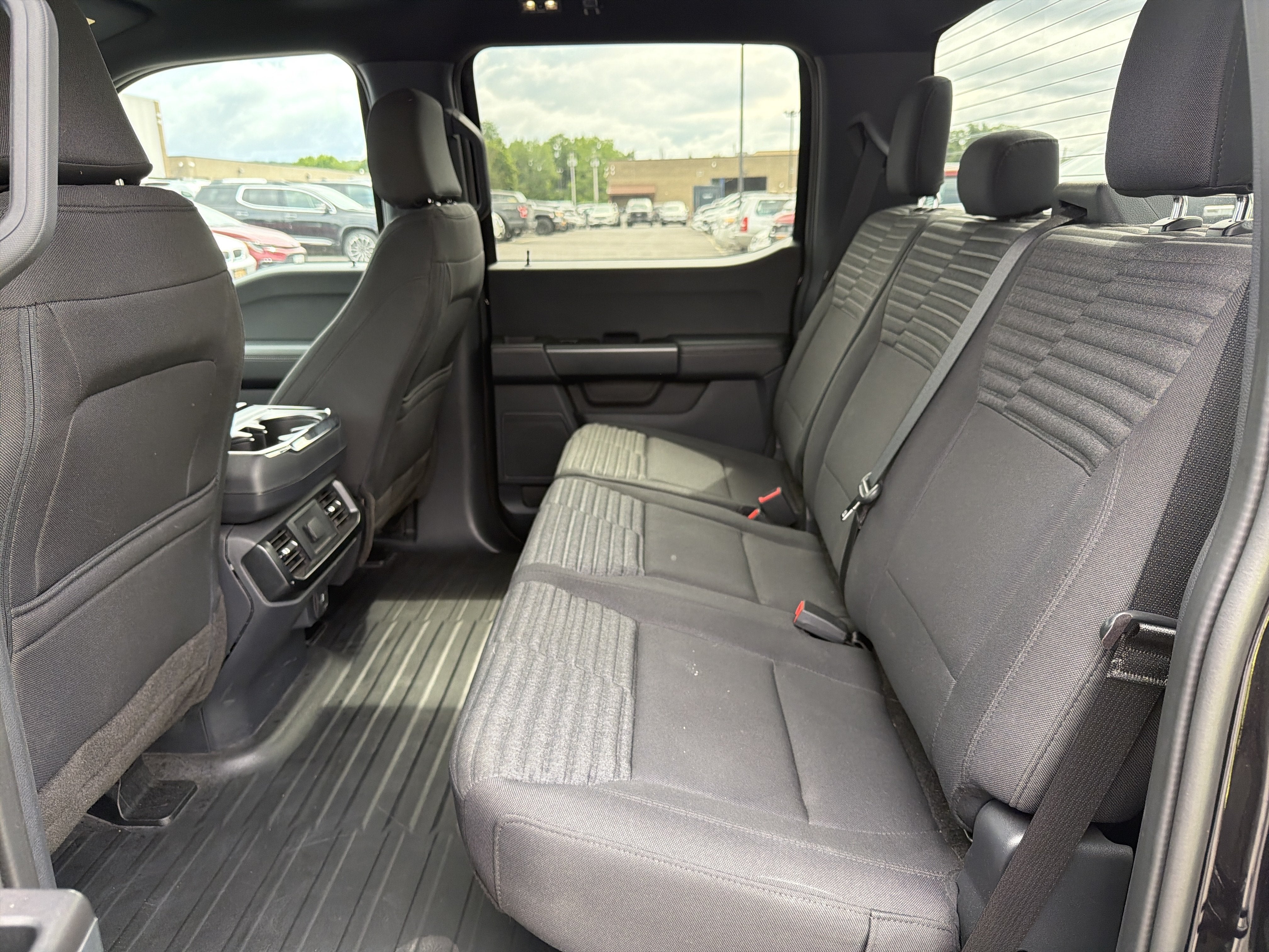 2023 Ford F-150 Base