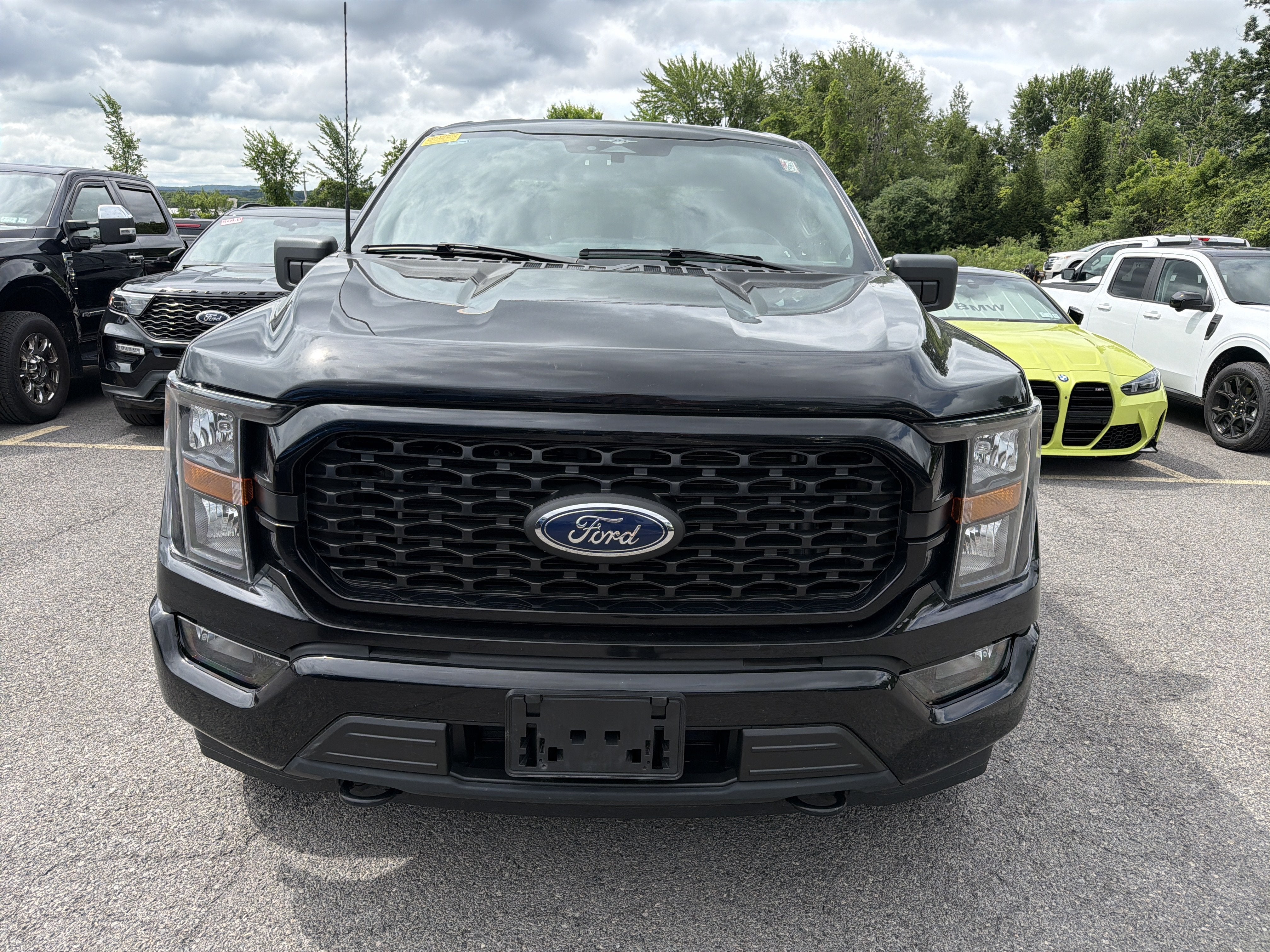 2023 Ford F-150 Base