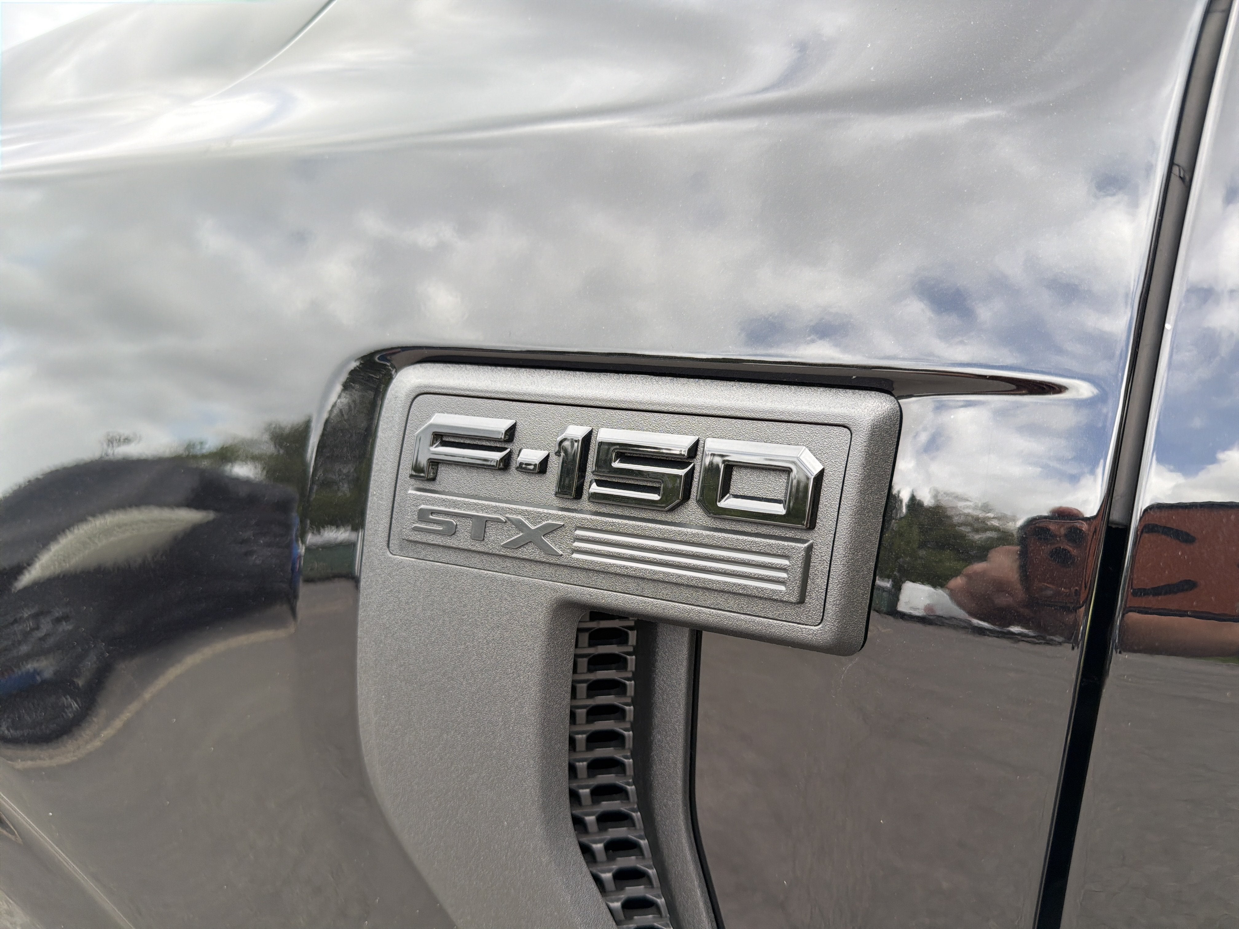 2023 Ford F-150 Base