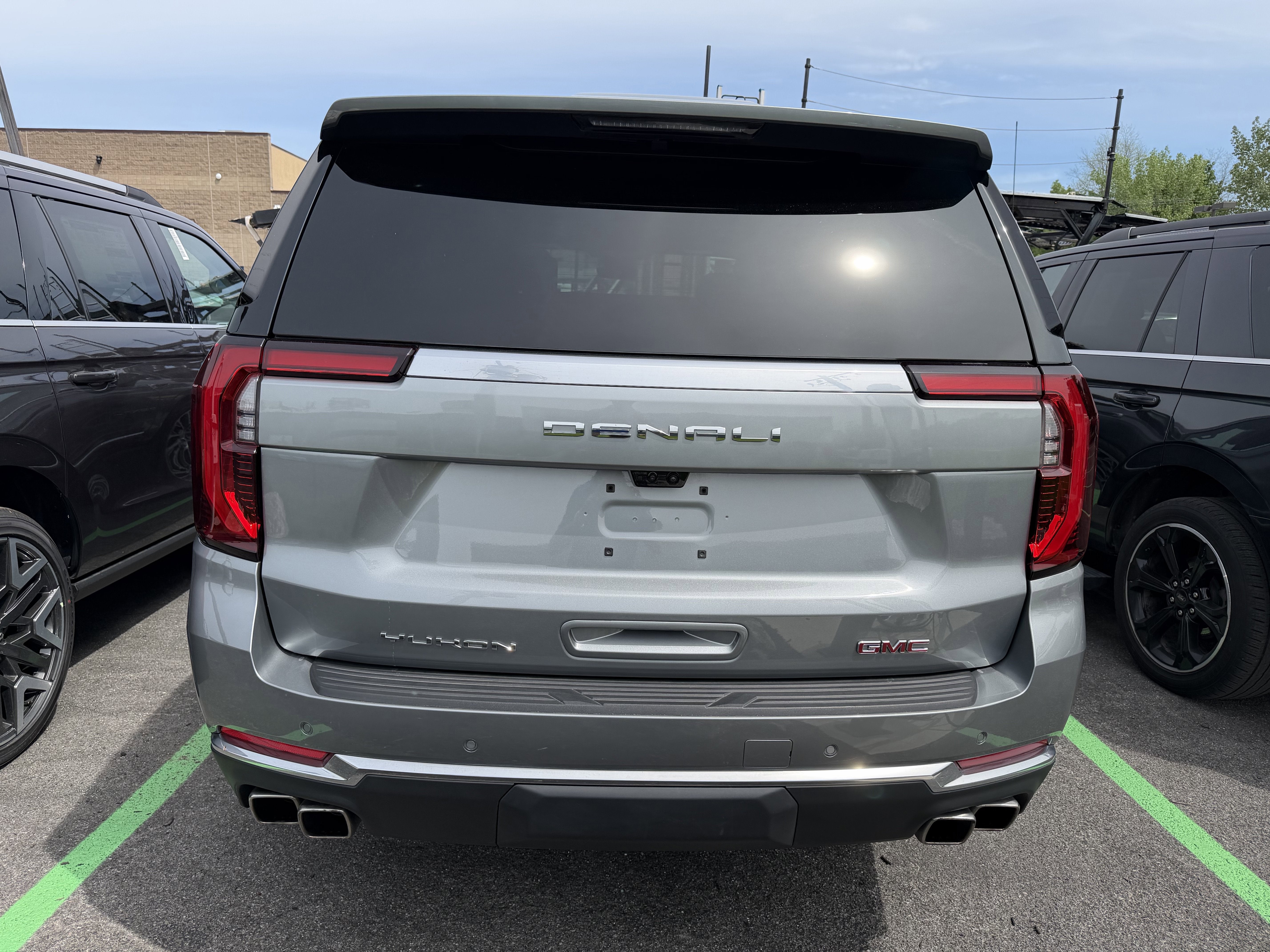 2025 GMC Yukon Denali