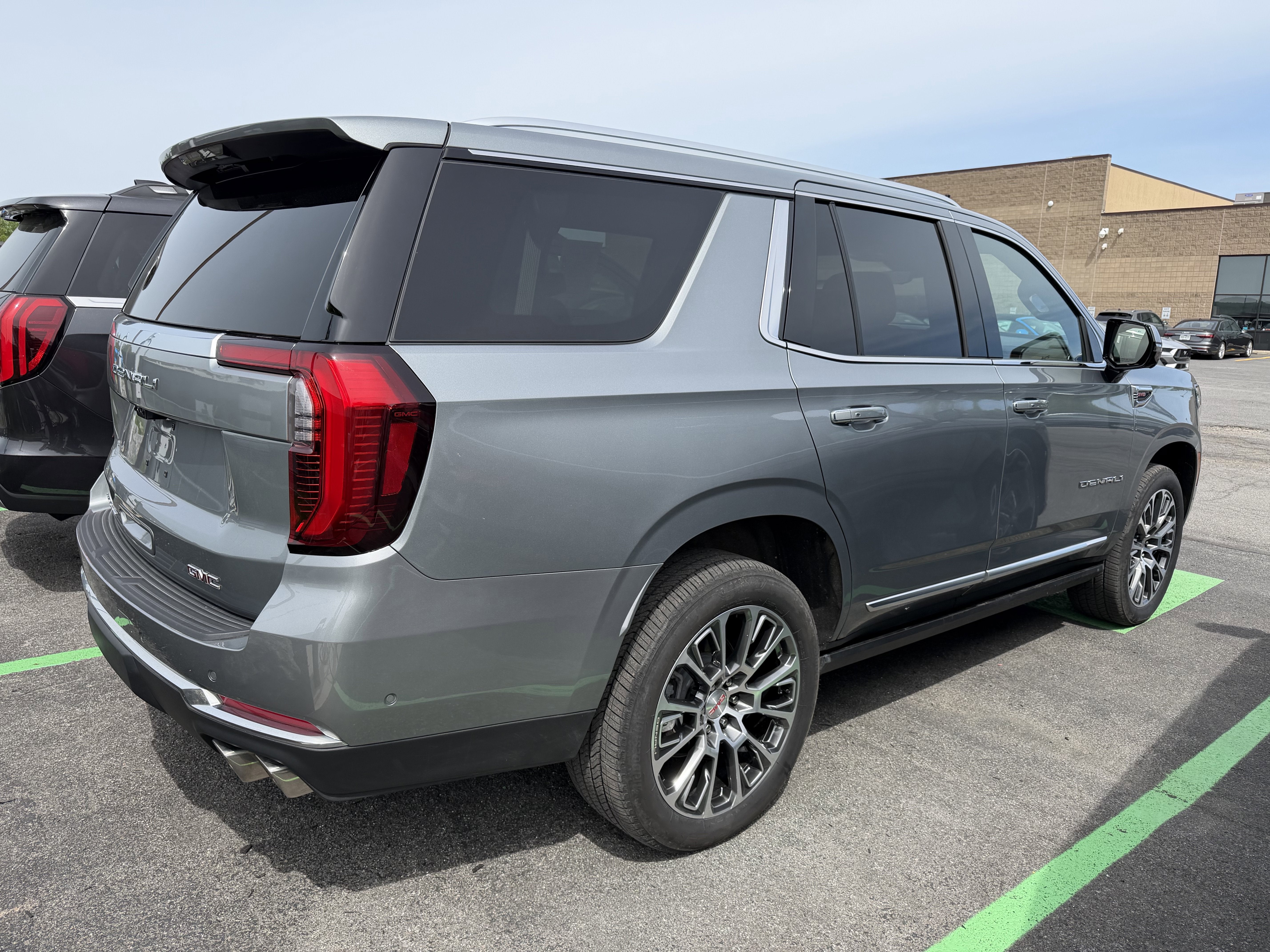 2025 GMC Yukon Denali