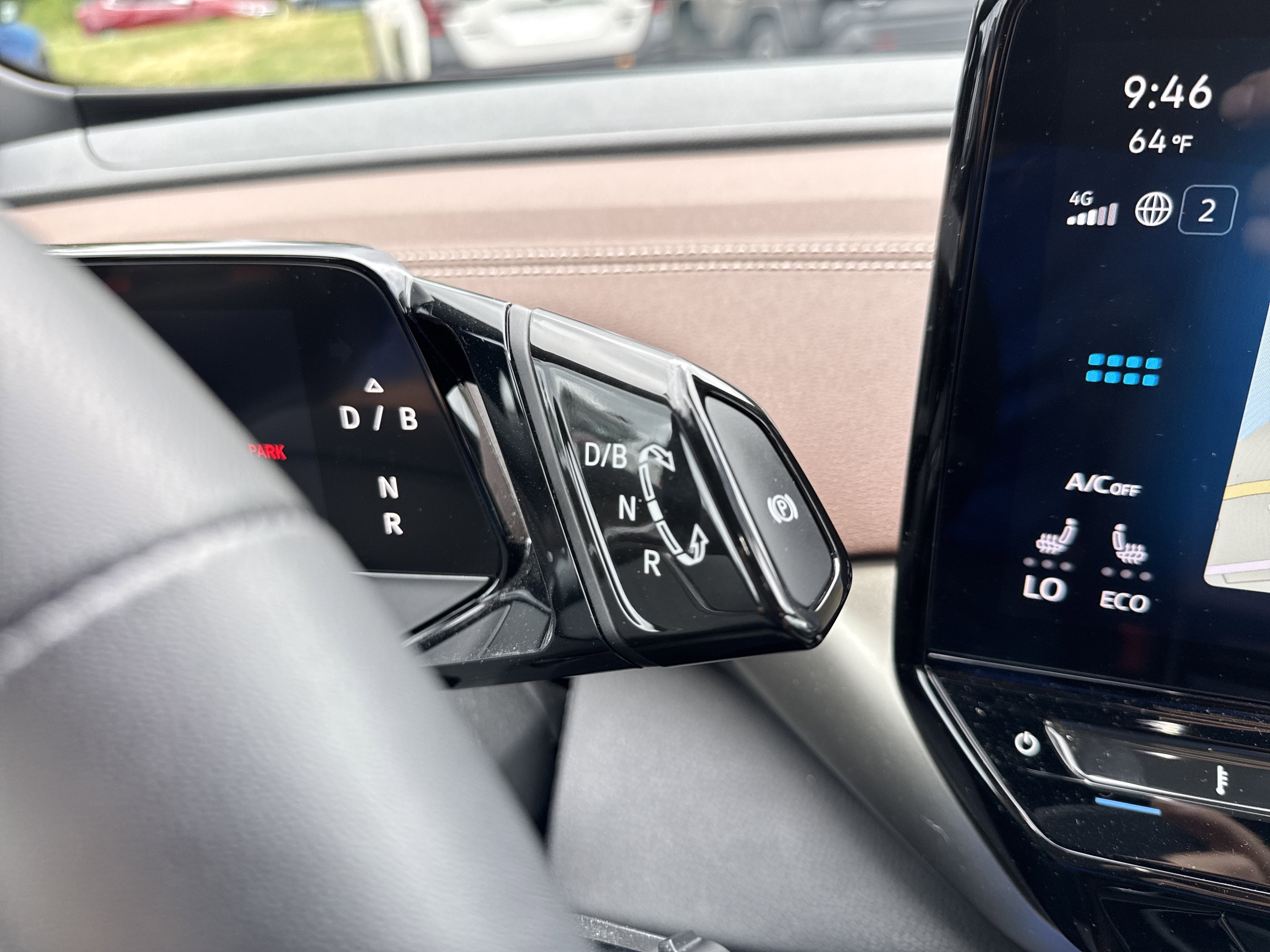 2023 Volkswagen ID.4 Pro