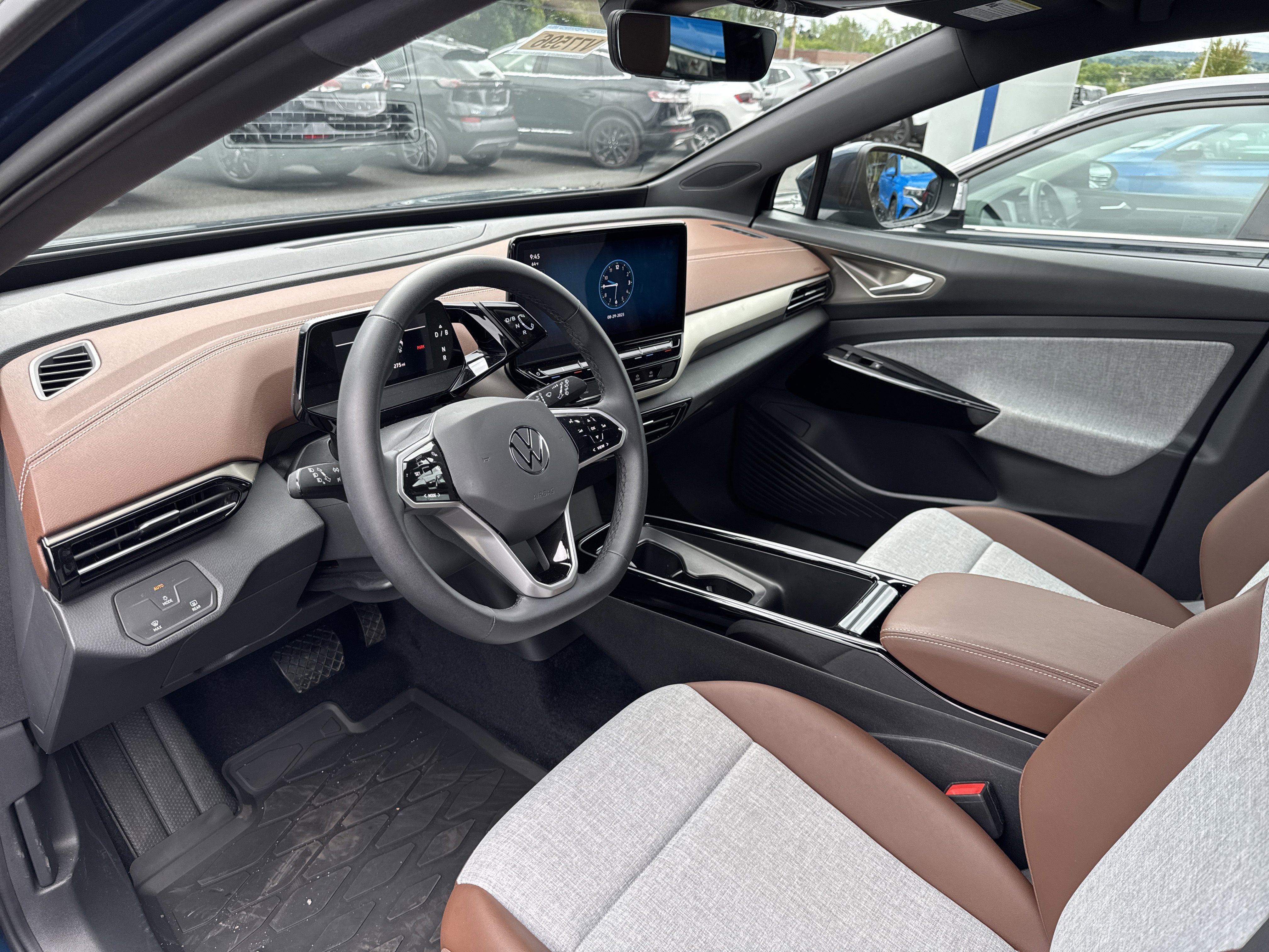 2023 Volkswagen ID.4 Pro