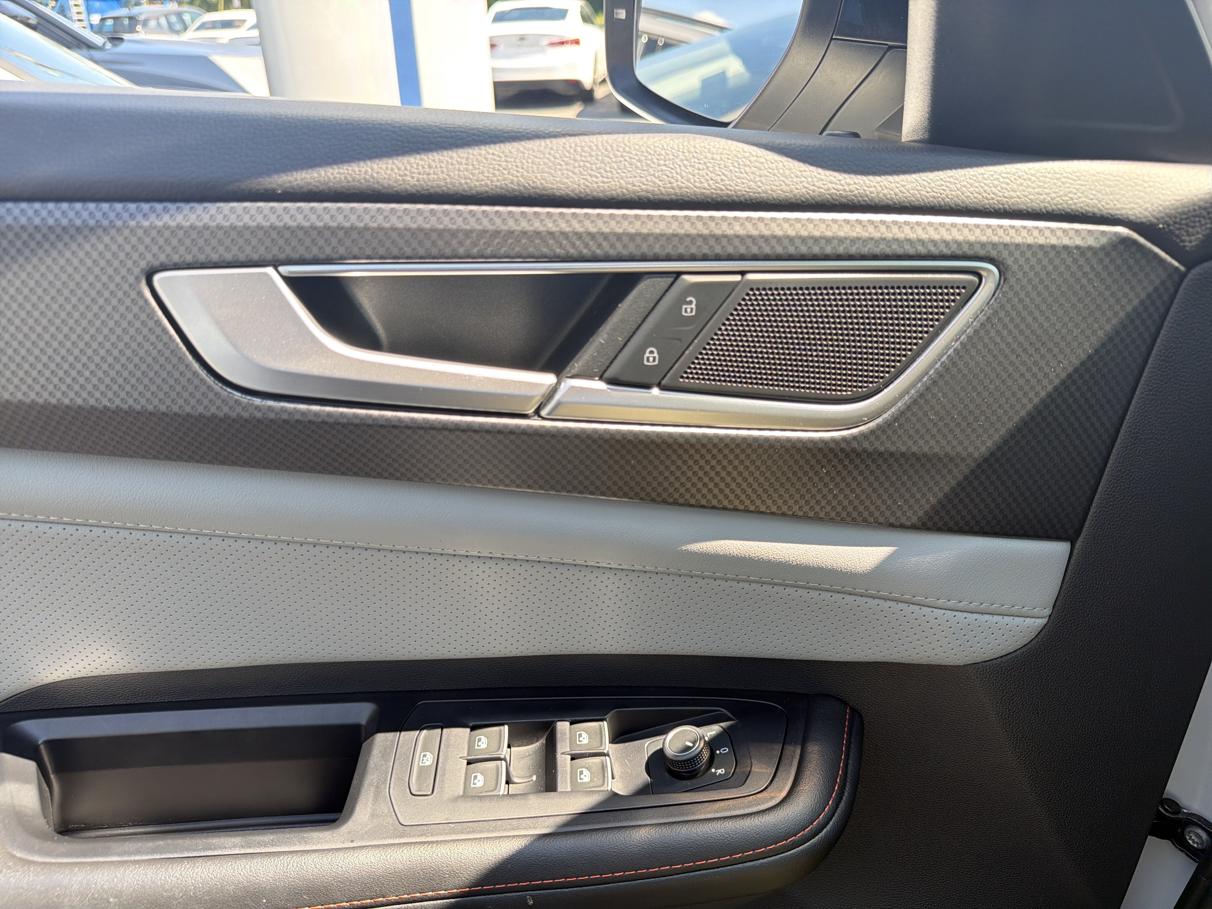 2024 Volkswagen Atlas 2.0T Peak Edition SE w/Technology 4MOTION