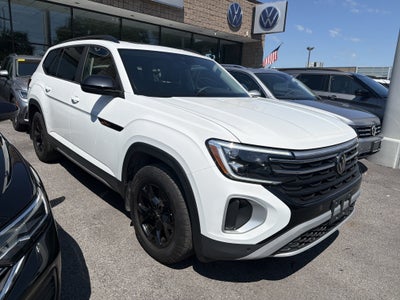 2024 Volkswagen Atlas 2.0T Peak Edition SE w/Technology 4MOTION