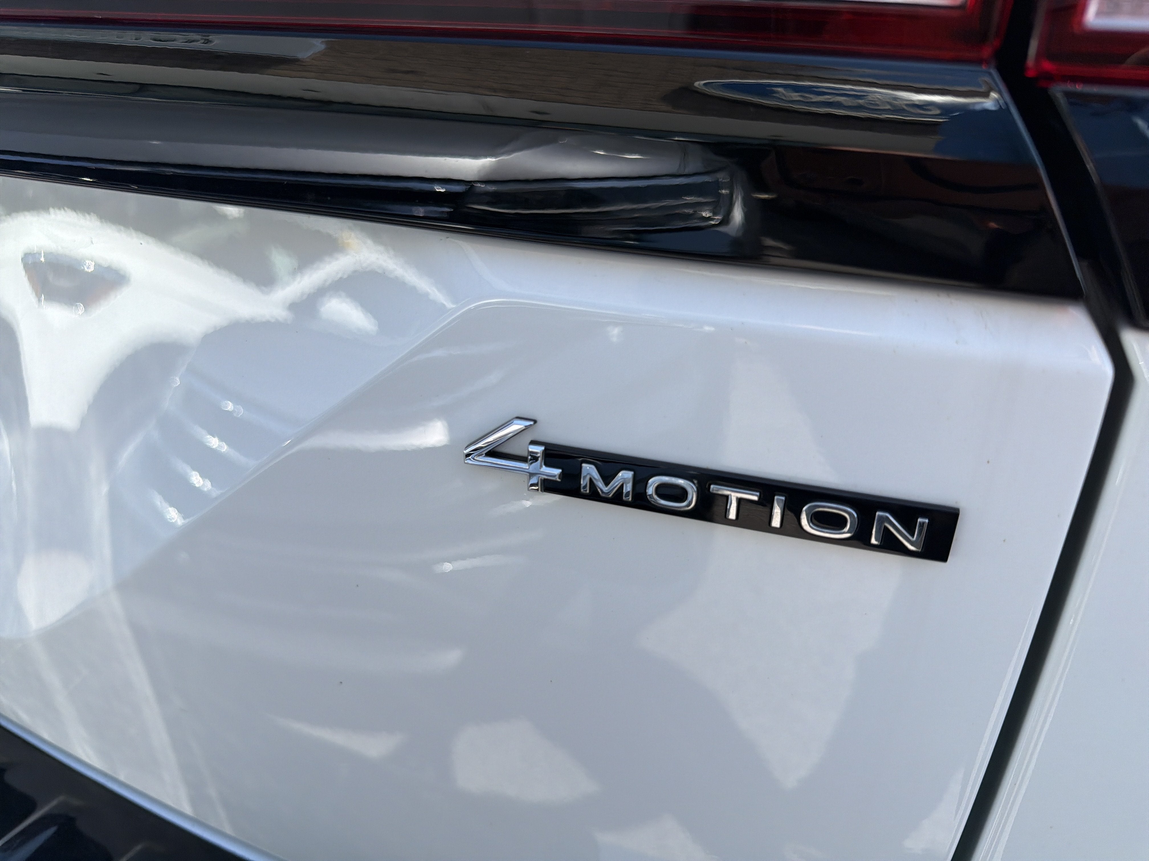 2024 Volkswagen Atlas 2.0T Peak Edition SE w/Technology 4MOTION