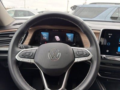 2025 Volkswagen Atlas 2.0T SE w/Technology 4MOTION