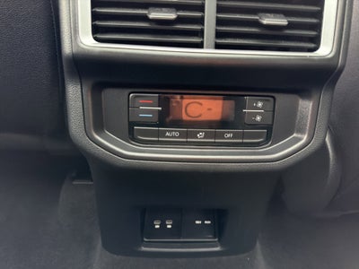 2025 Volkswagen Atlas 2.0T SE w/Technology 4MOTION