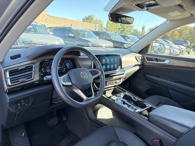 2024 Volkswagen Atlas 2.0T SE w/Technology 4MOTION