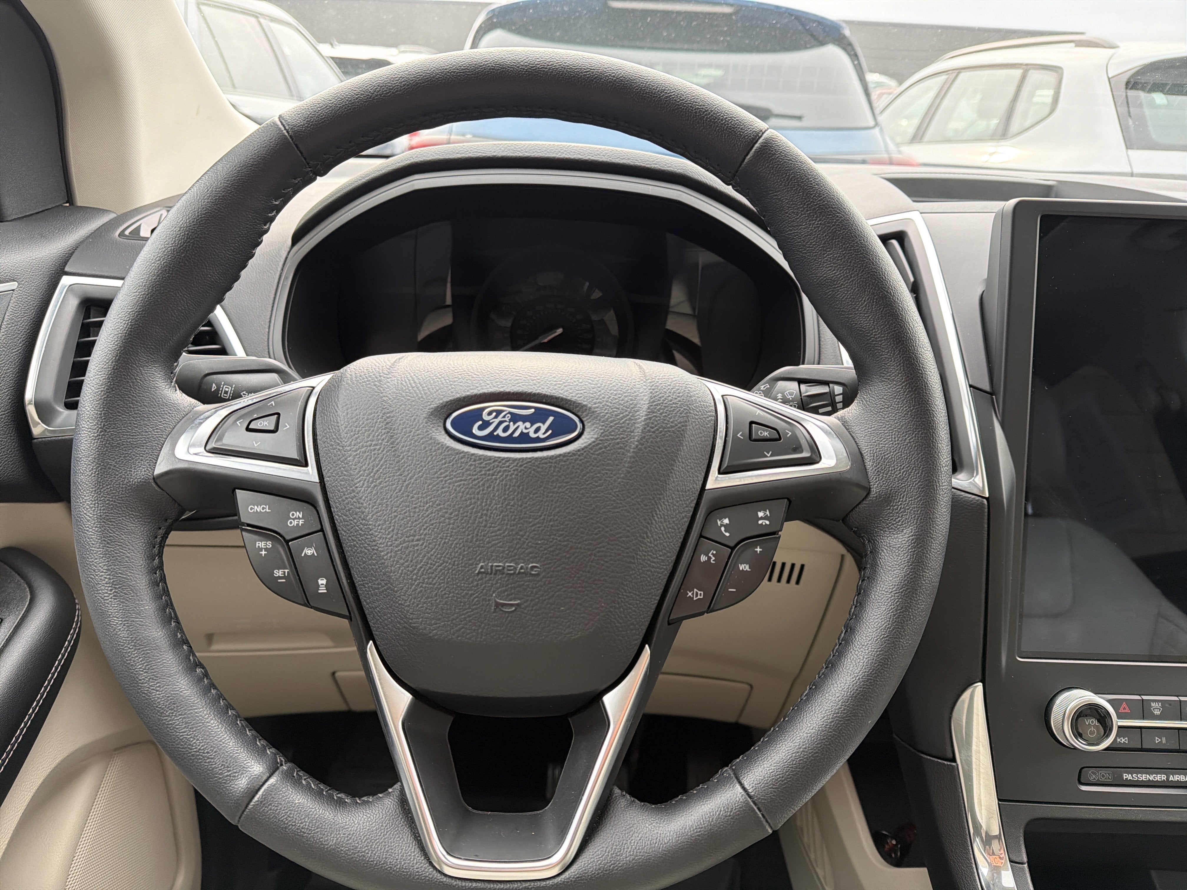 2024 Ford Edge Titanium