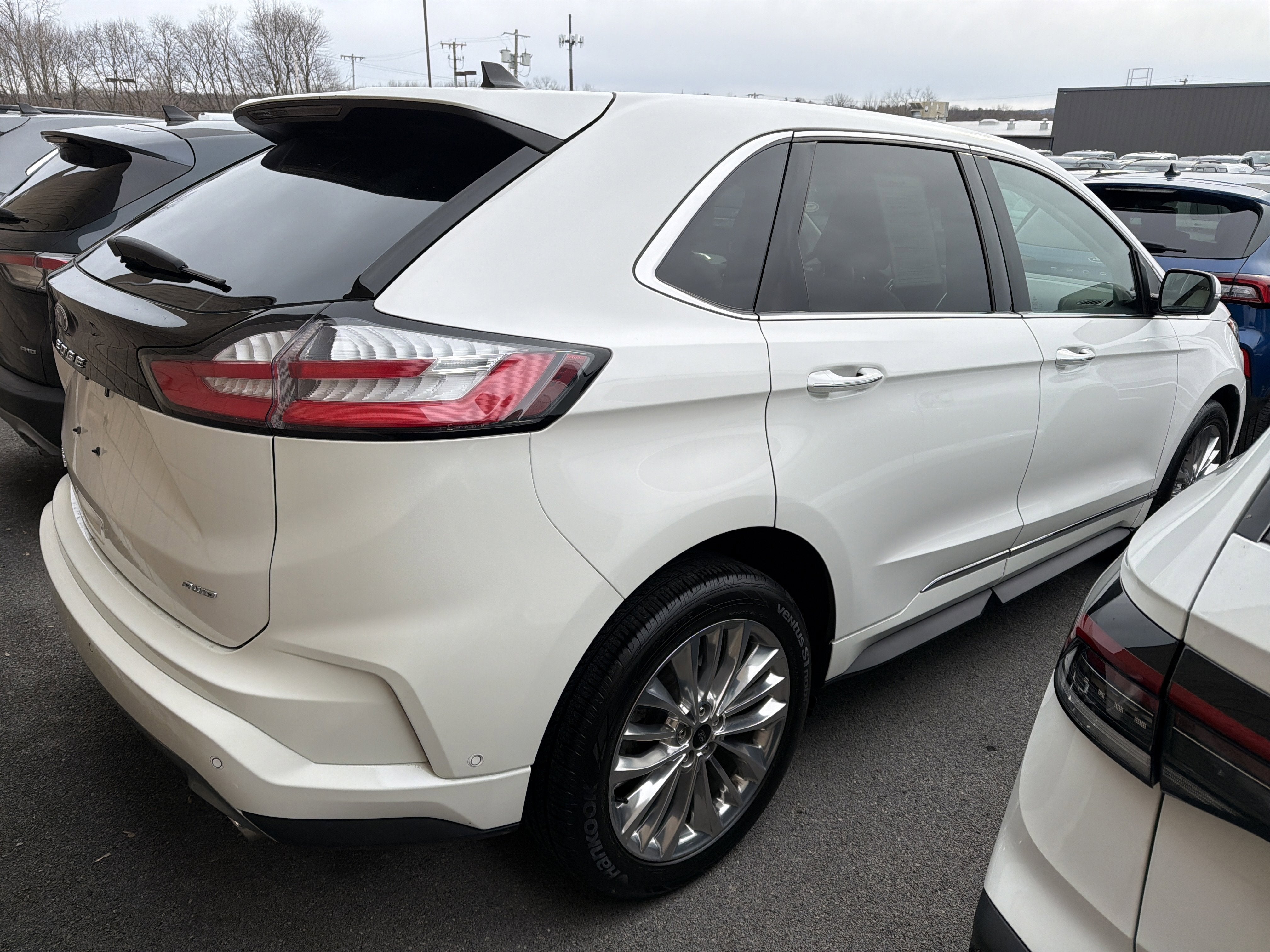 2024 Ford Edge Titanium