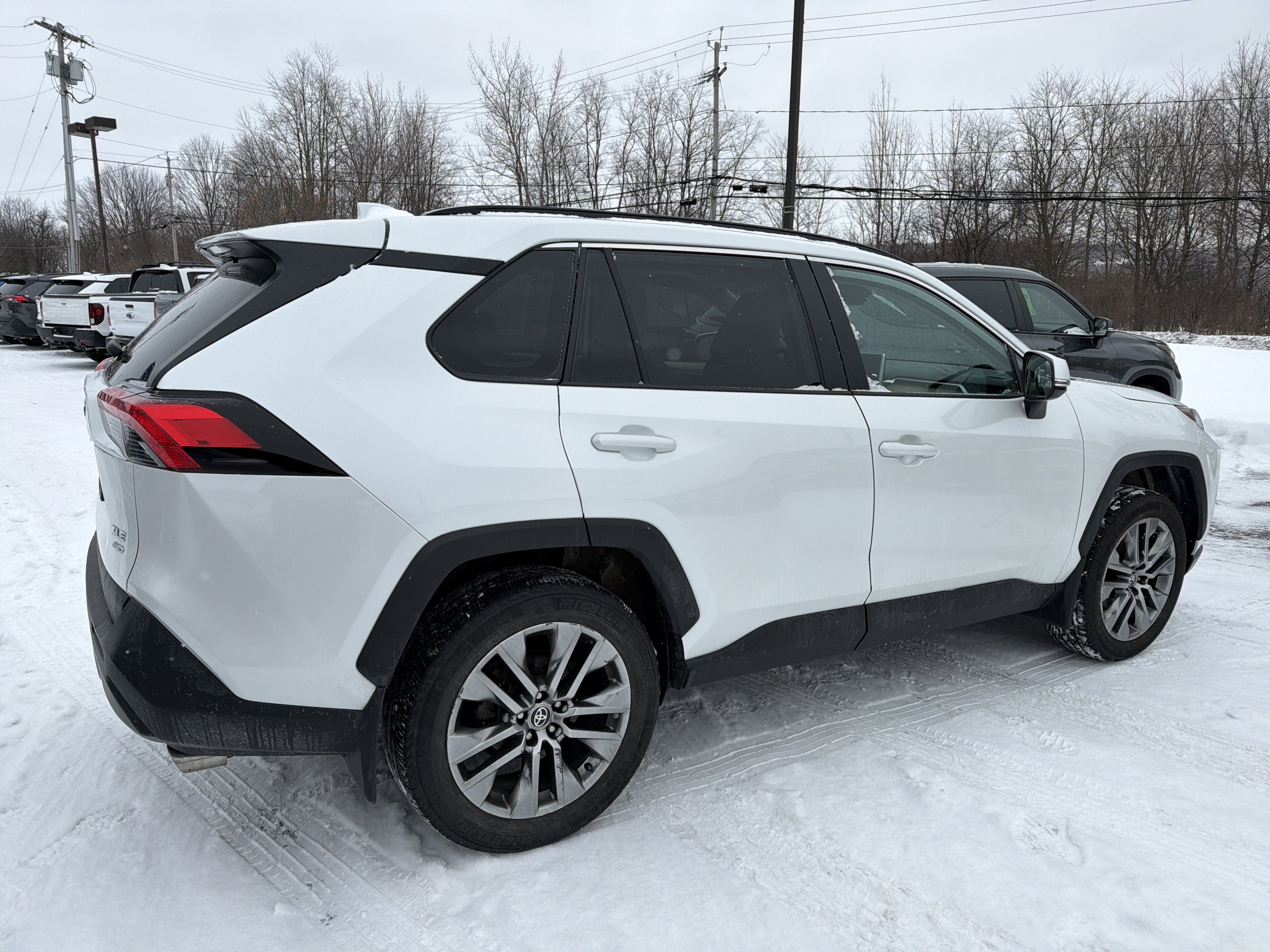 2023 Toyota RAV4 XLE Premium