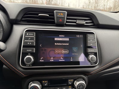 2022 Nissan Versa SR