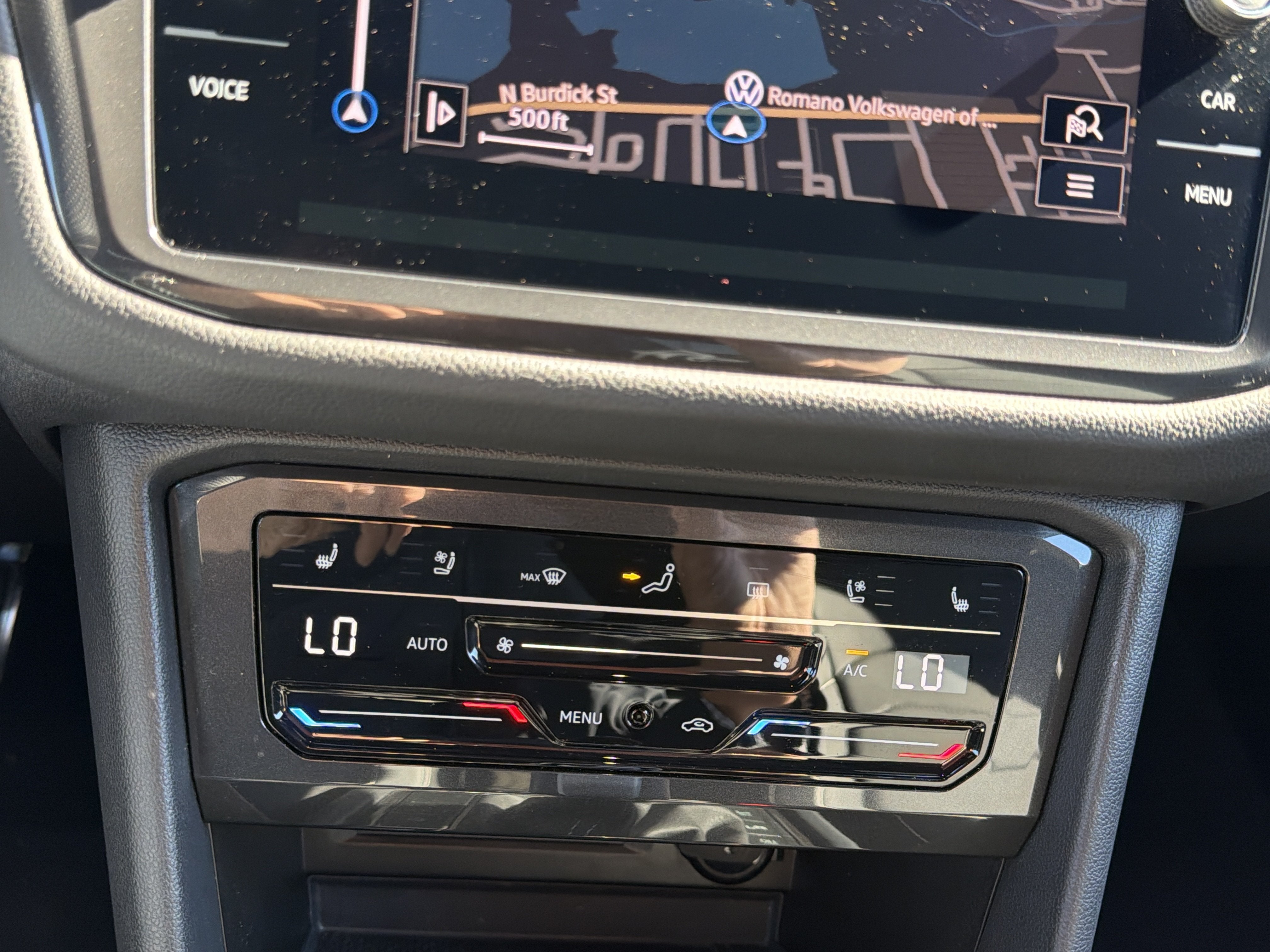 2024 Volkswagen Tiguan 2.0T SEL R-Line 4MOTION
