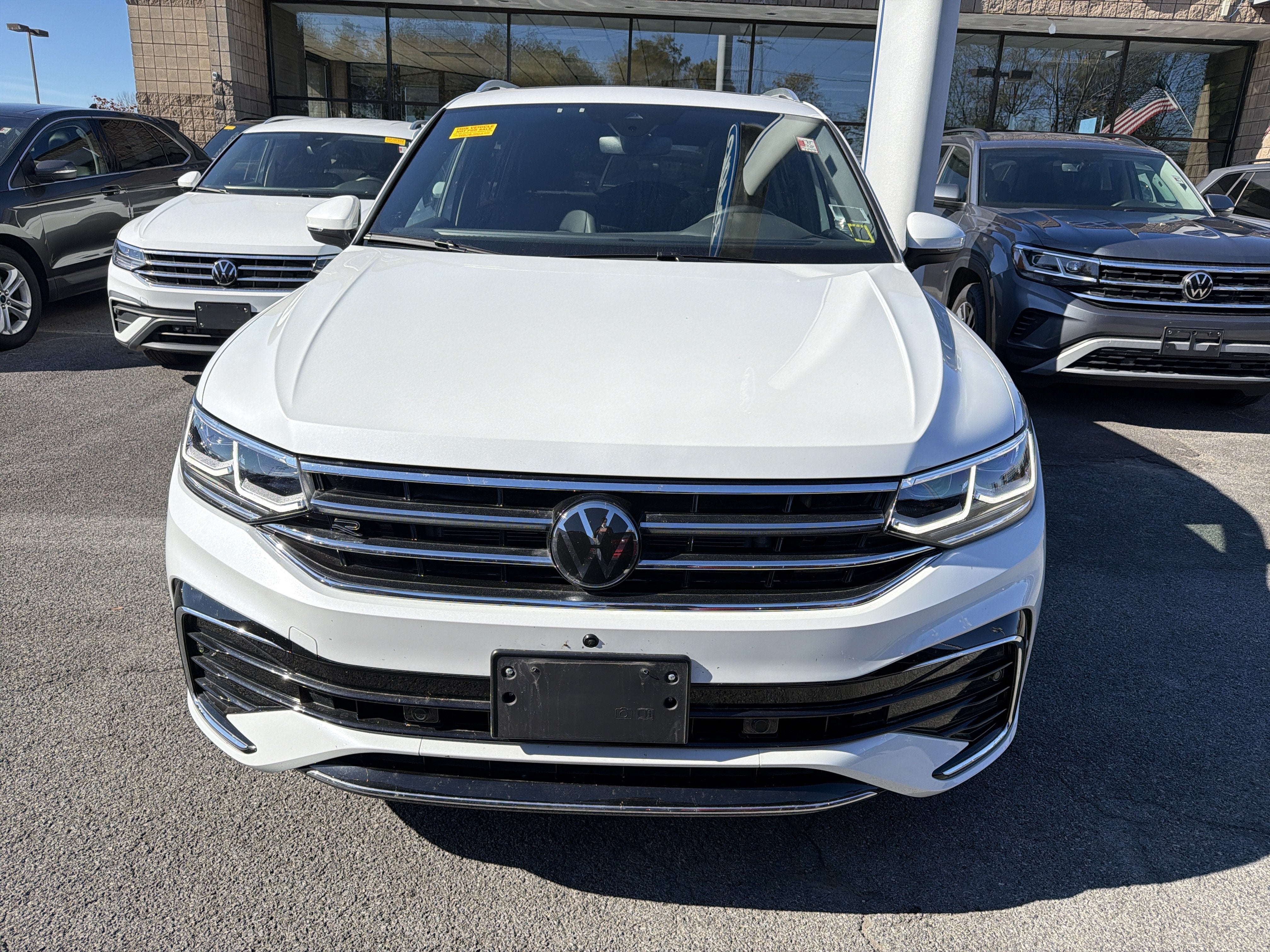 2024 Volkswagen Tiguan 2.0T SEL R-Line 4MOTION