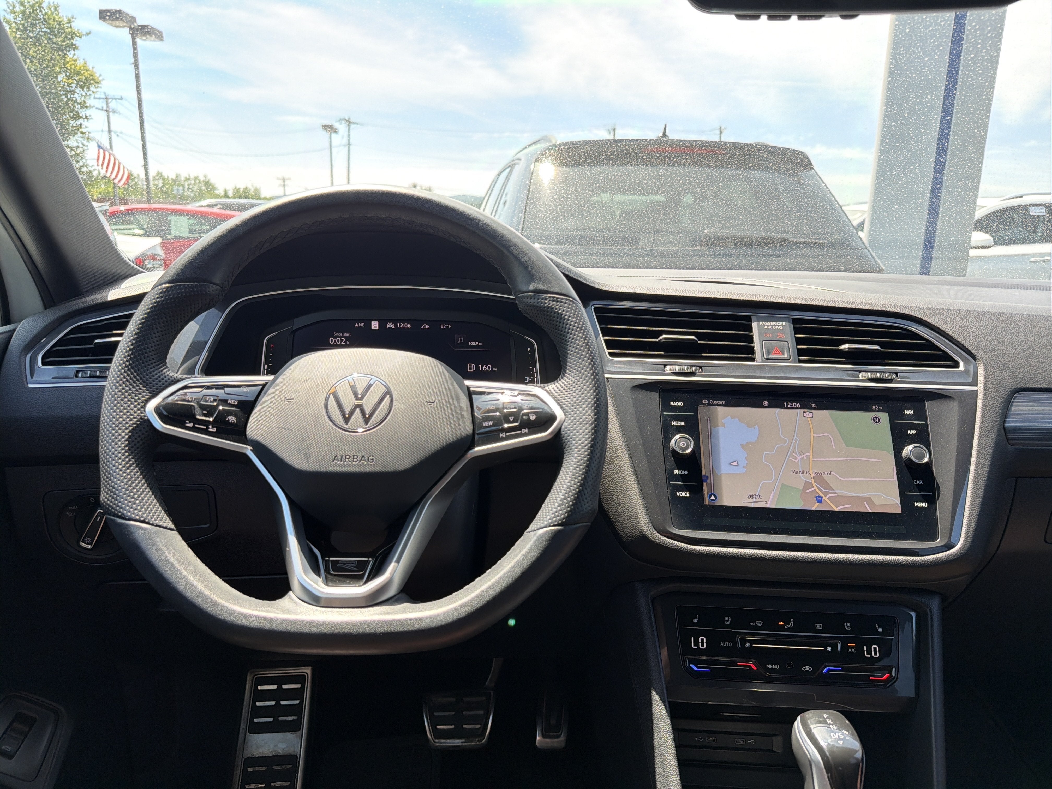 2024 Volkswagen Tiguan 2.0T SEL R-Line 4MOTION