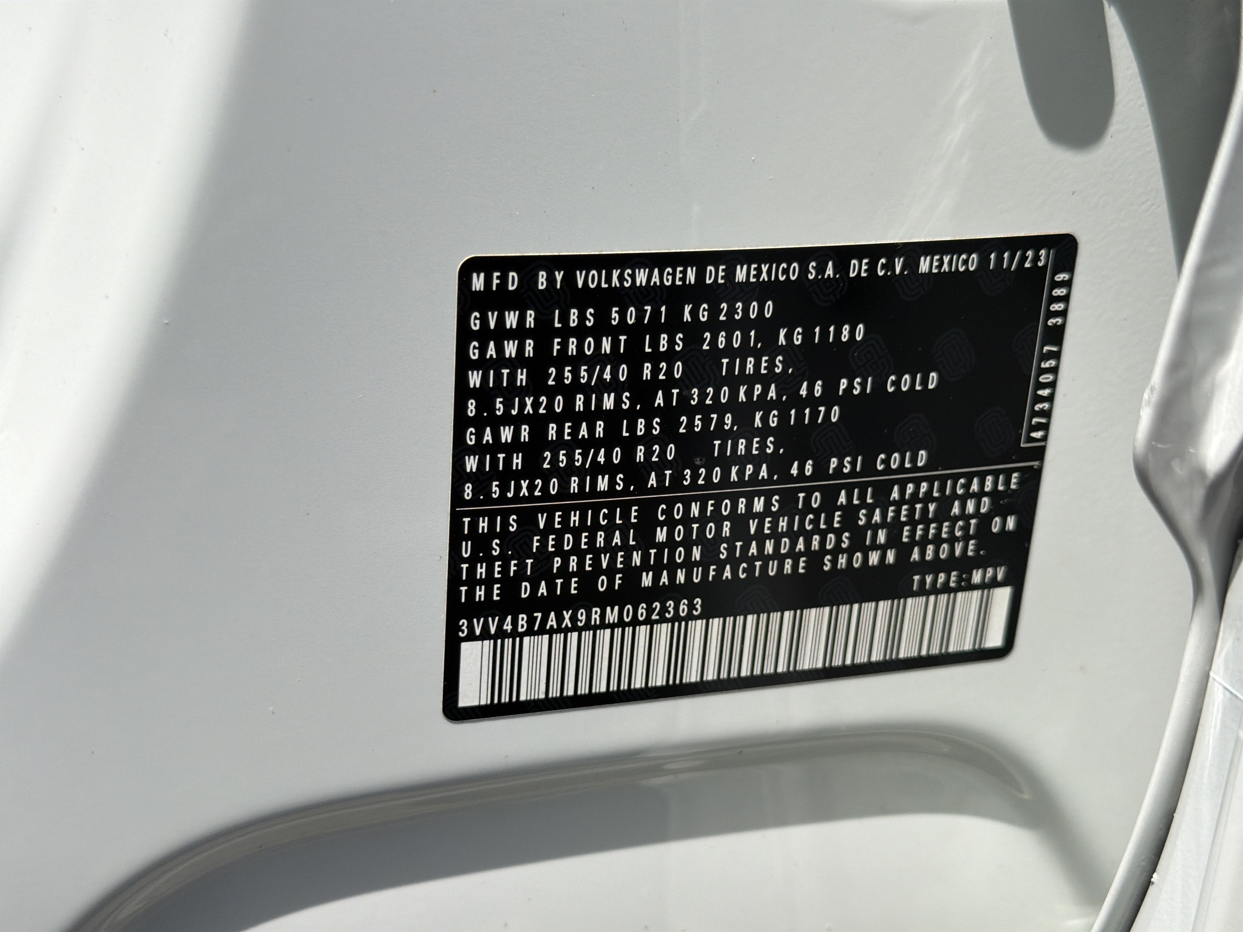 2024 Volkswagen Tiguan 2.0T SEL R-Line 4MOTION