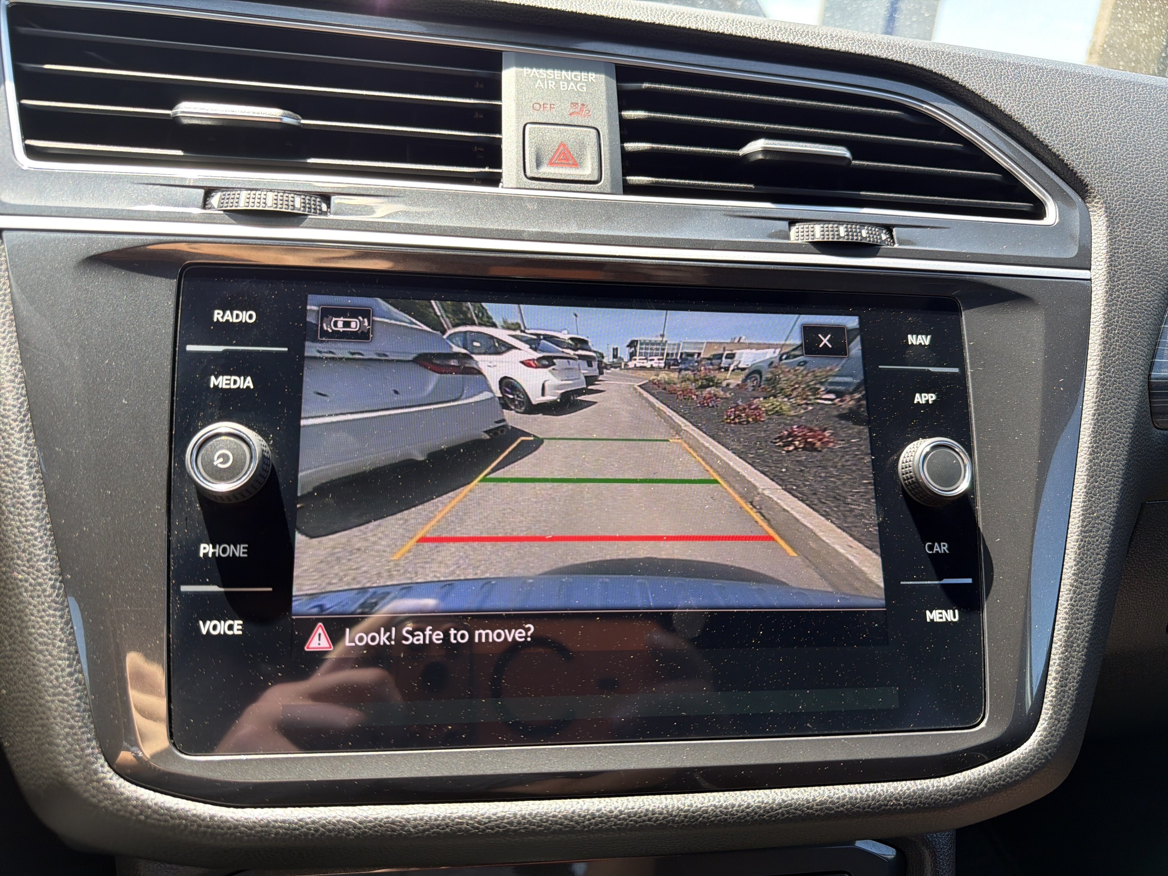 2024 Volkswagen Tiguan 2.0T SEL R-Line 4MOTION
