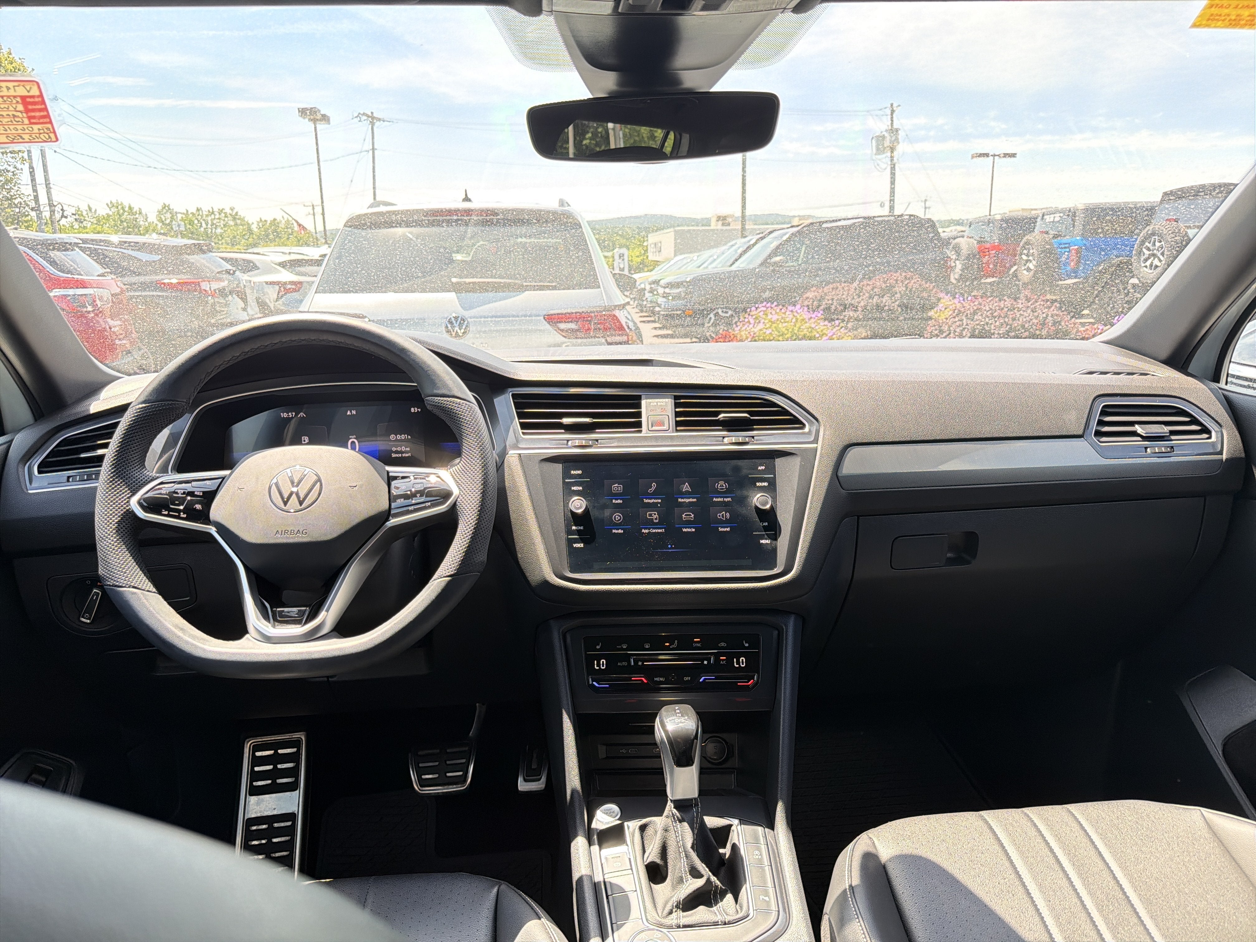 2024 Volkswagen Tiguan 2.0T SE R-Line Black 4MOTION