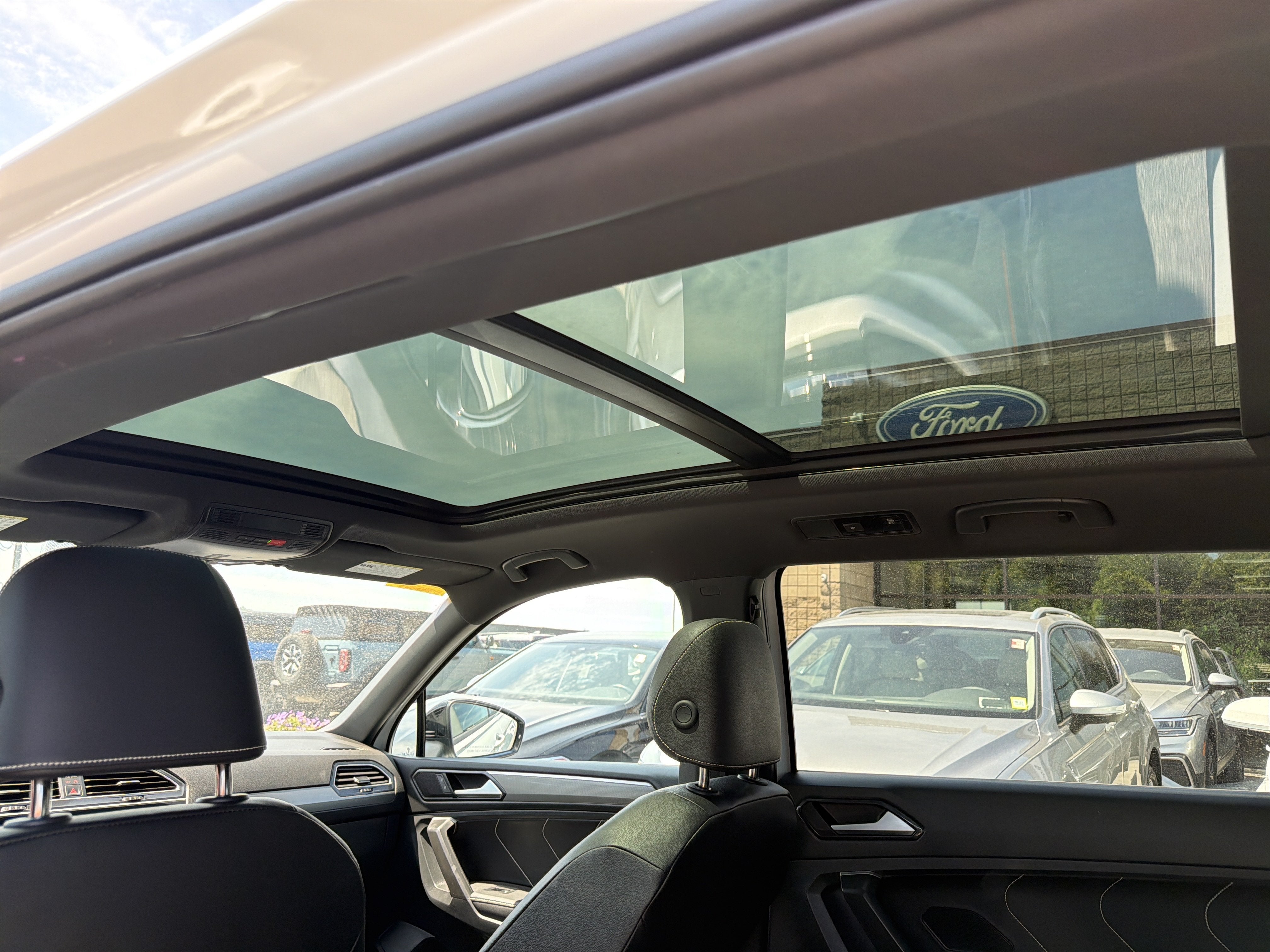2024 Volkswagen Tiguan 2.0T SE R-Line Black 4MOTION