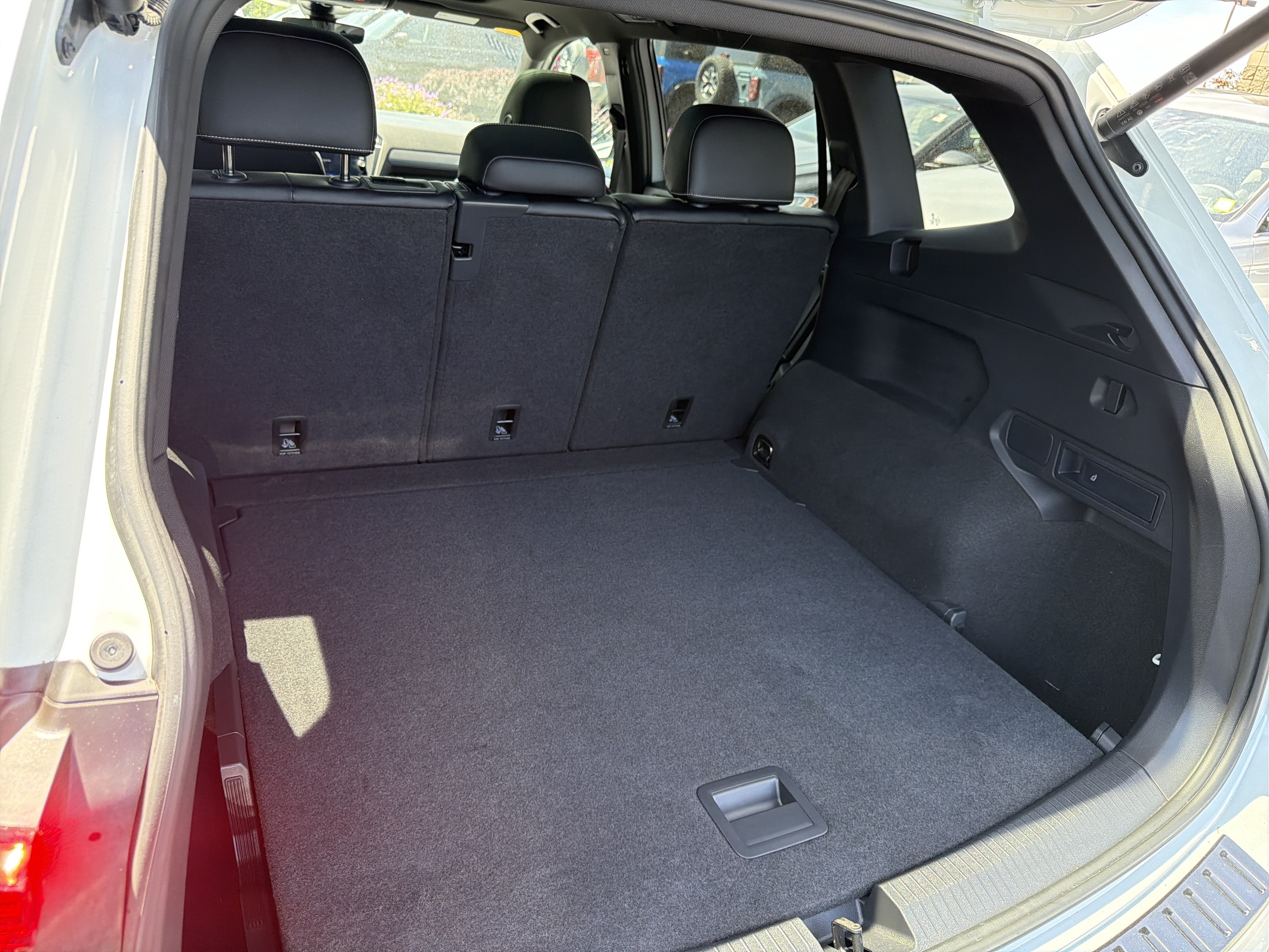 2024 Volkswagen Tiguan 2.0T SE R-Line Black 4MOTION