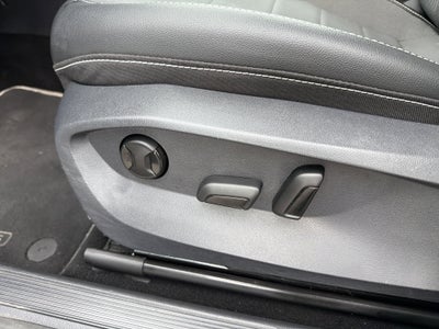 2023 Volkswagen Taos SE 4MOTION *Ltd Avail*