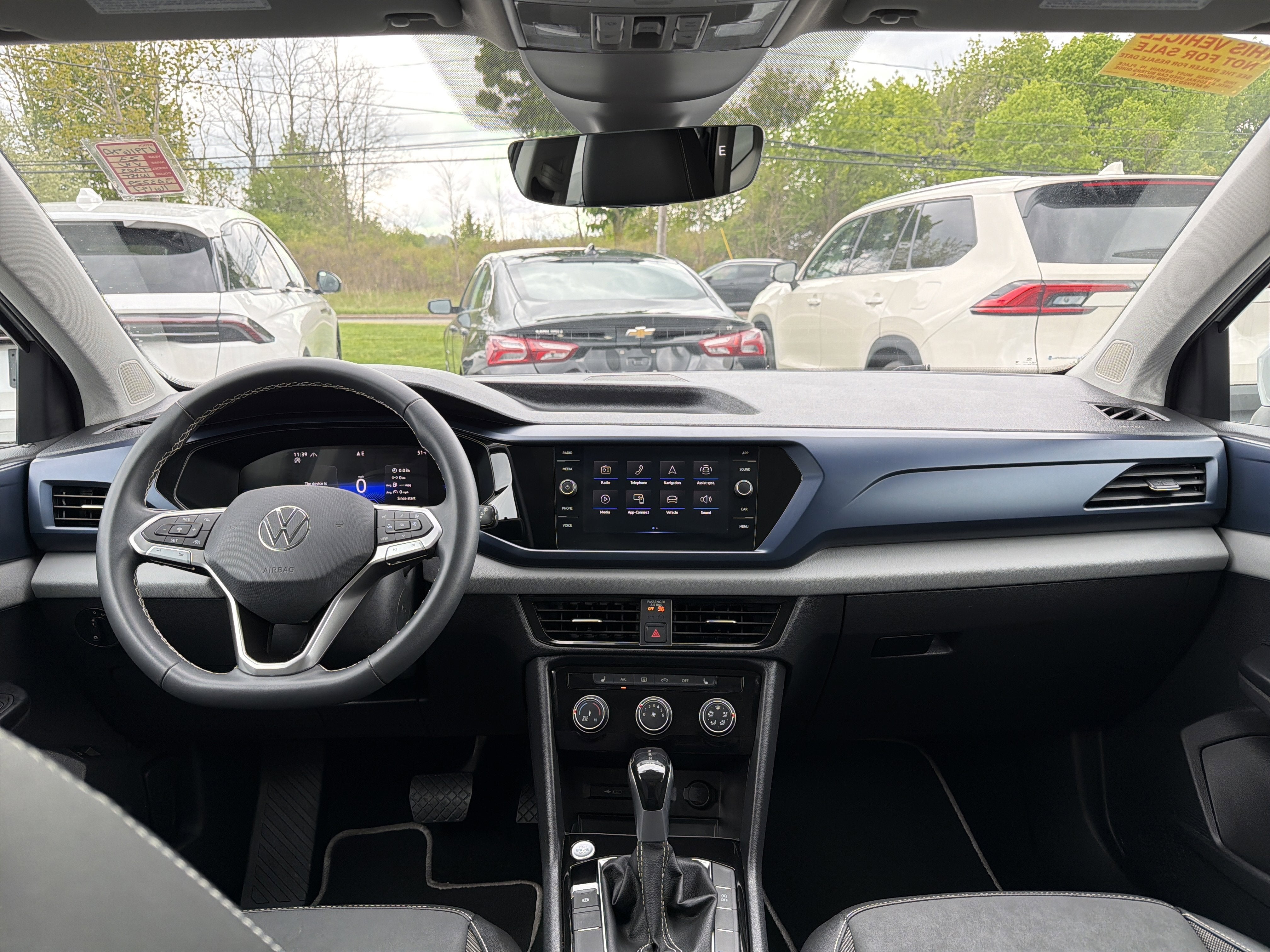 2023 Volkswagen Taos SE 4MOTION *Ltd Avail*