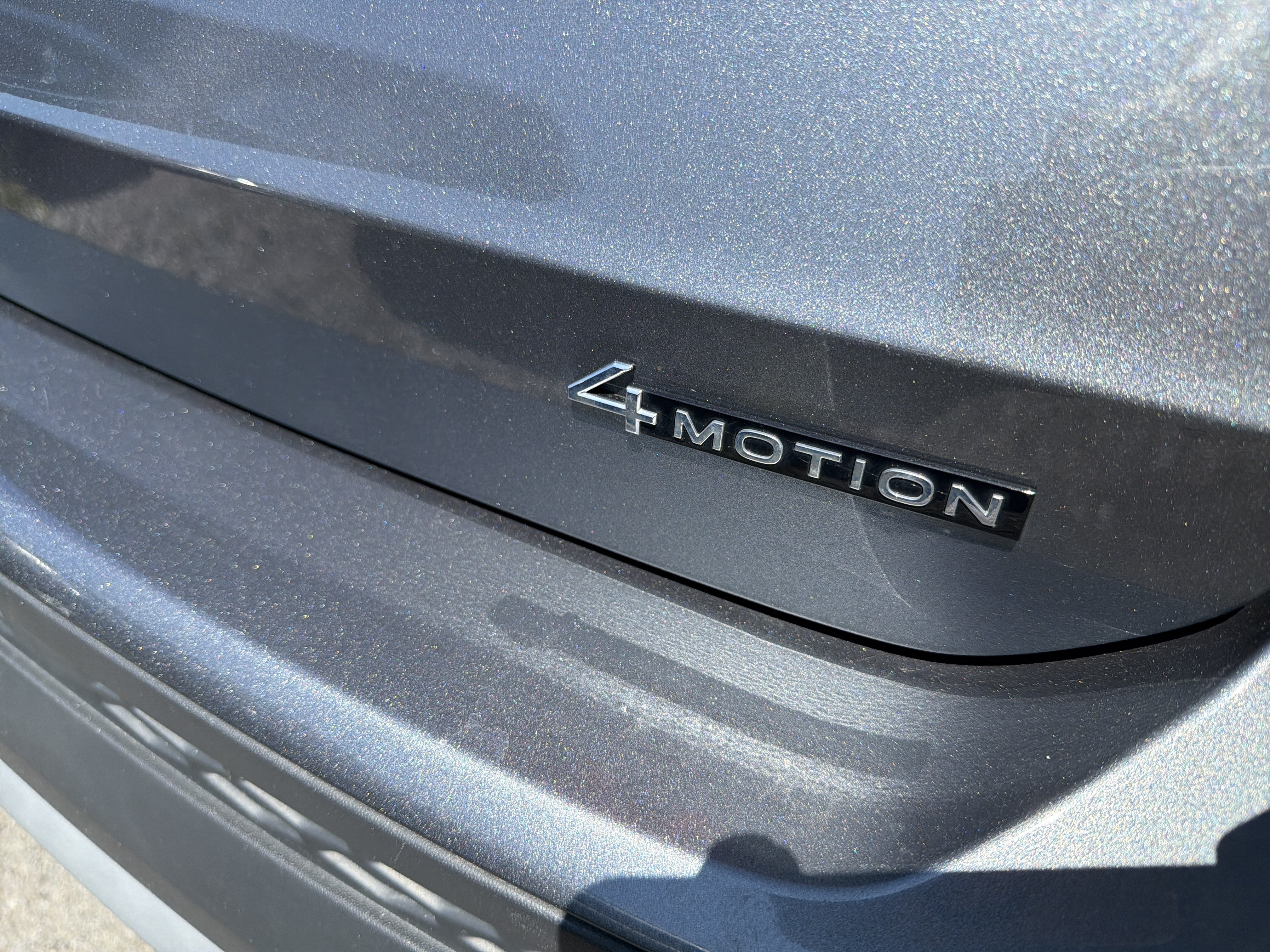 2023 Volkswagen Taos SE 4MOTION
