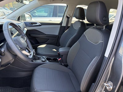 2023 Volkswagen Taos SE 4MOTION