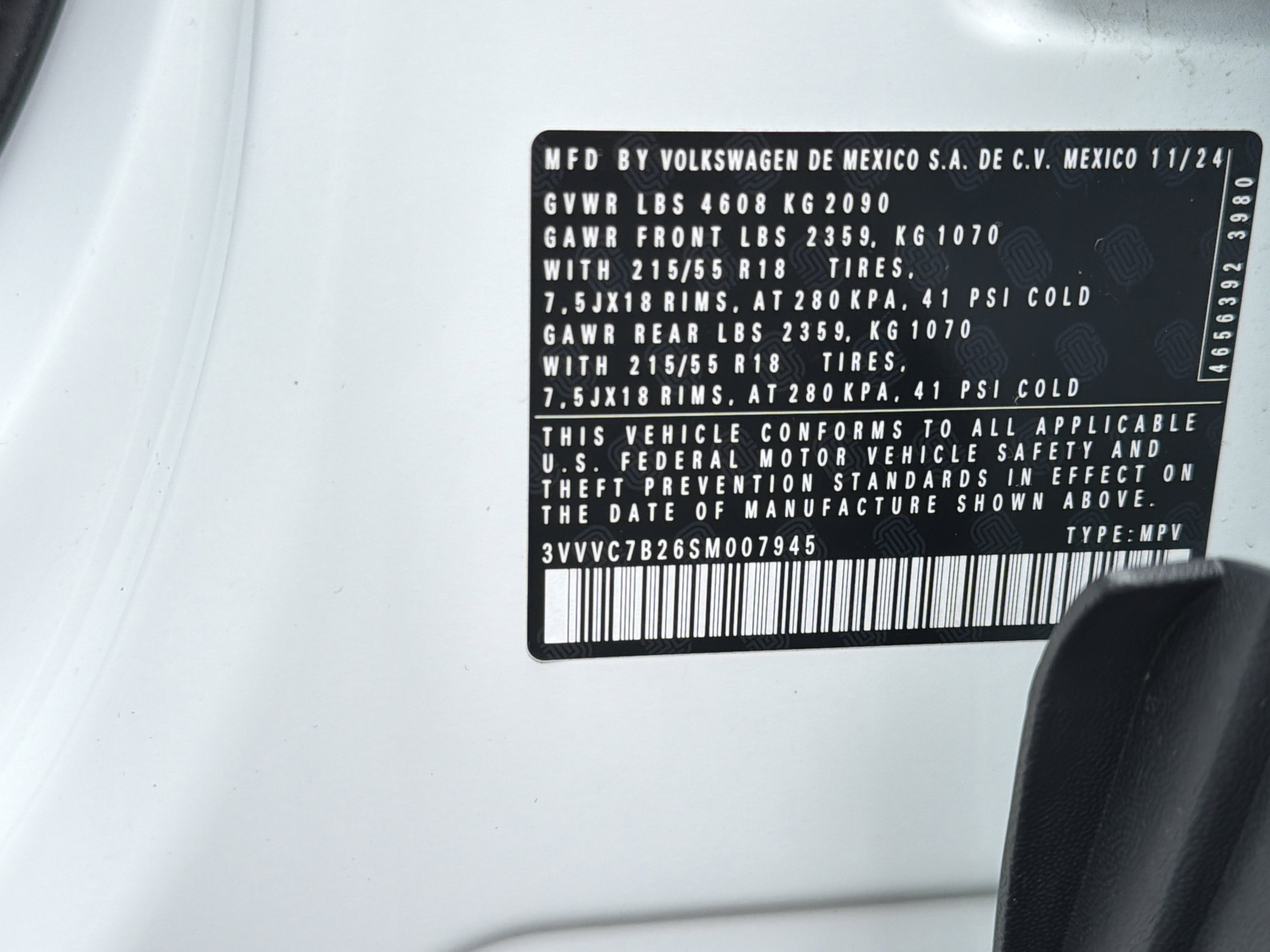 2025 Volkswagen Taos SE 4MOTION